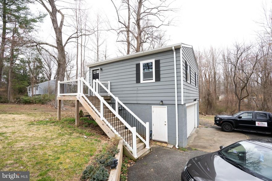 This updated loft apartment above a garage offers One bedrooms and one bathroom, providing a comfortable living space. Located in the desirable area of Huntingtown, this unit is in a location near many local ammentities.

This is unit B