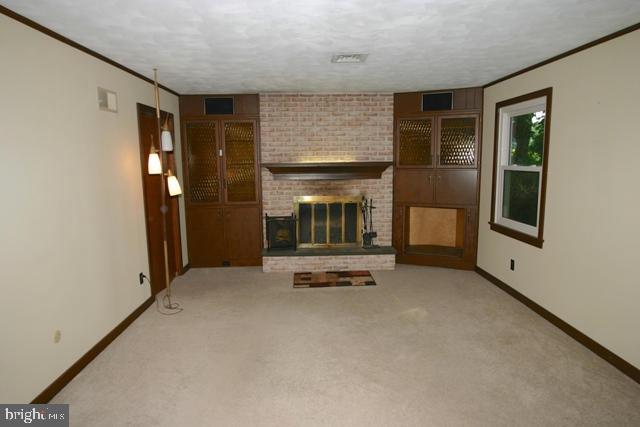 HILLCREST - Residential