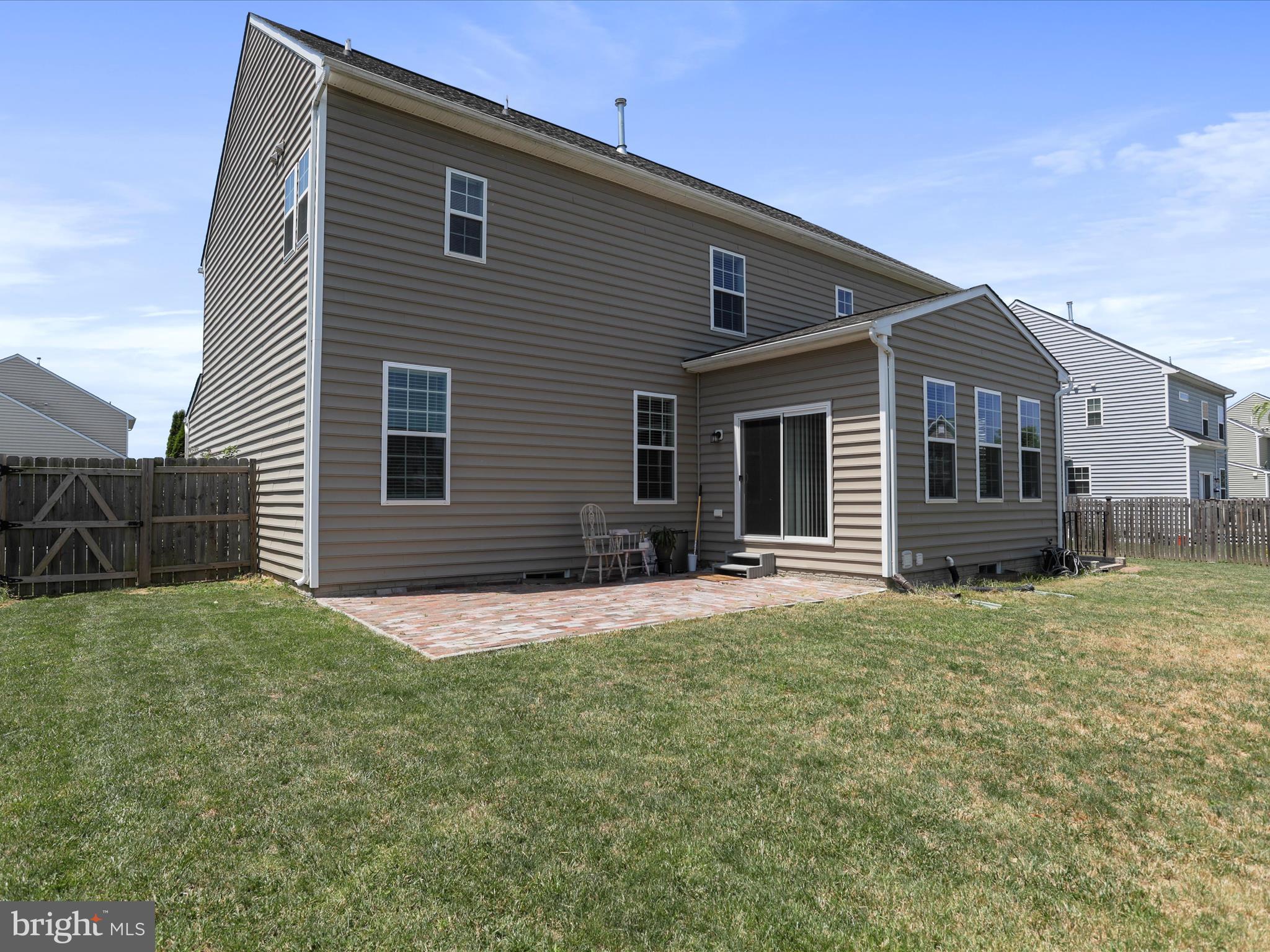 WASHINGTON TRAIL - Residential Lease