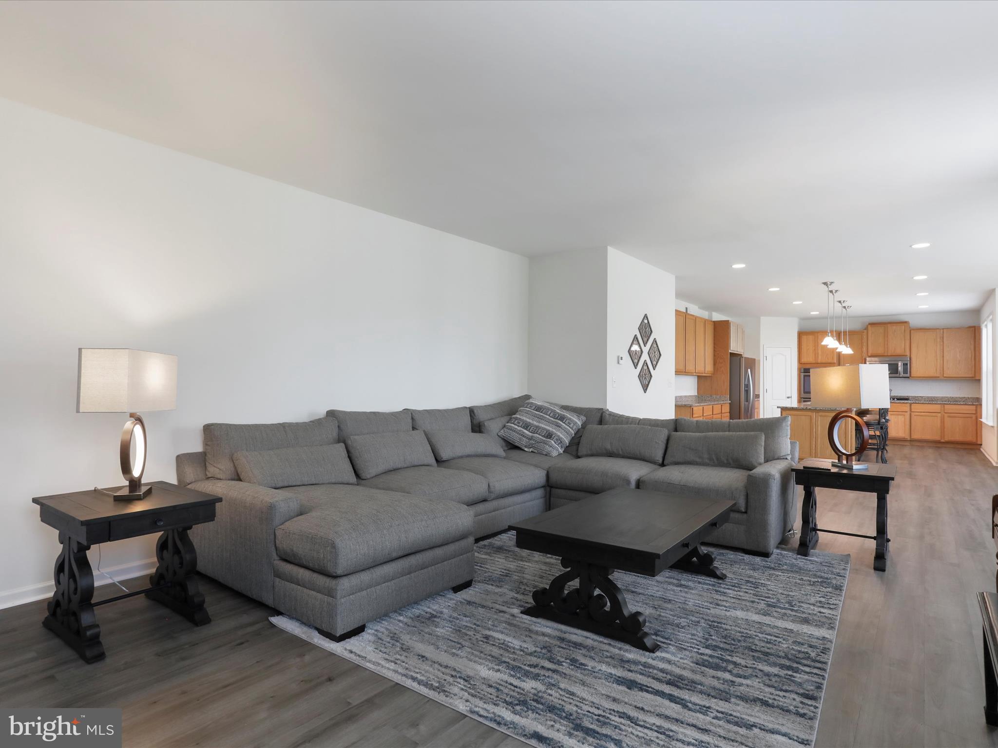 WASHINGTON TRAIL - Residential Lease