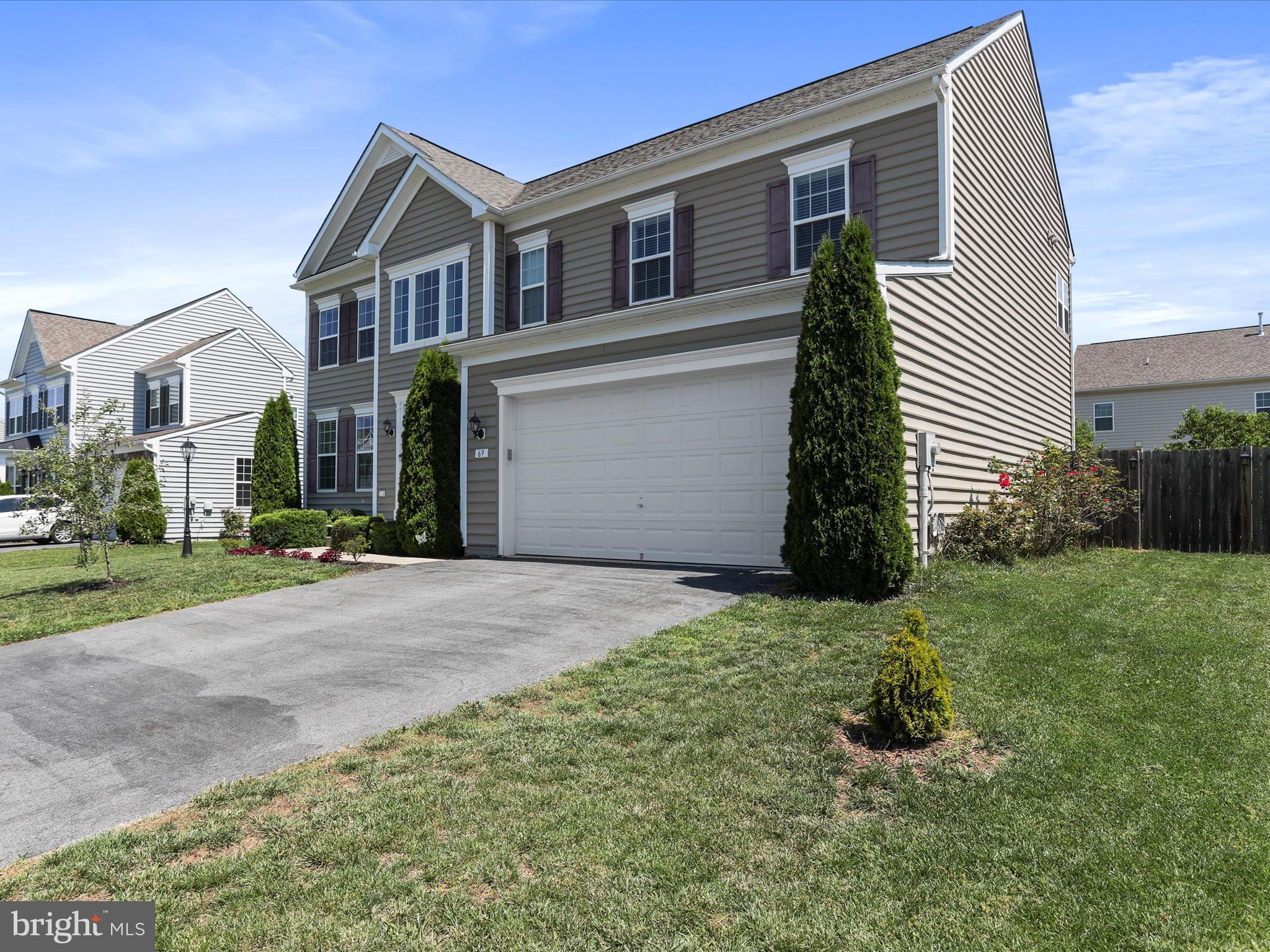 WASHINGTON TRAIL - Residential Lease