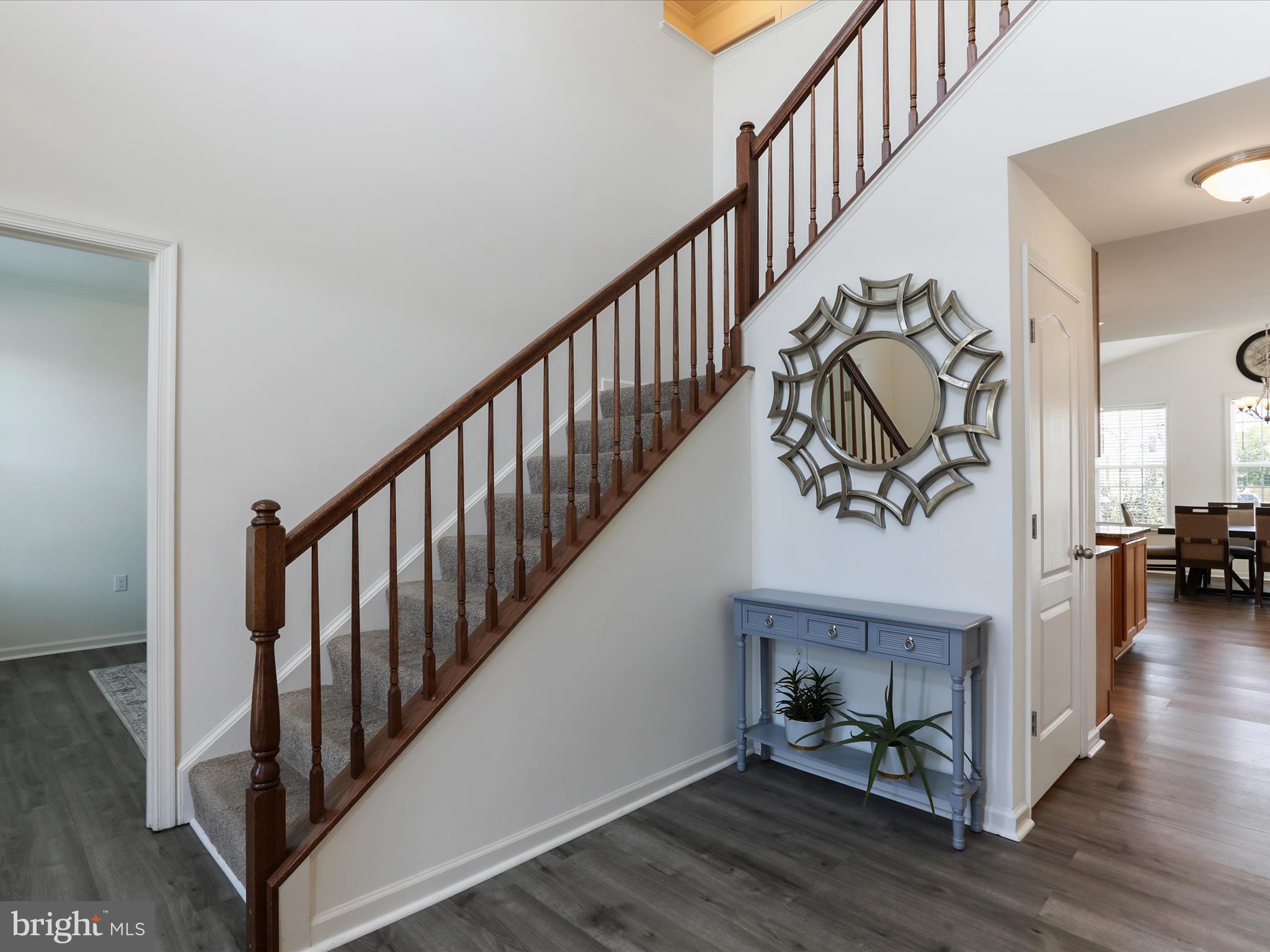 WASHINGTON TRAIL - Residential Lease