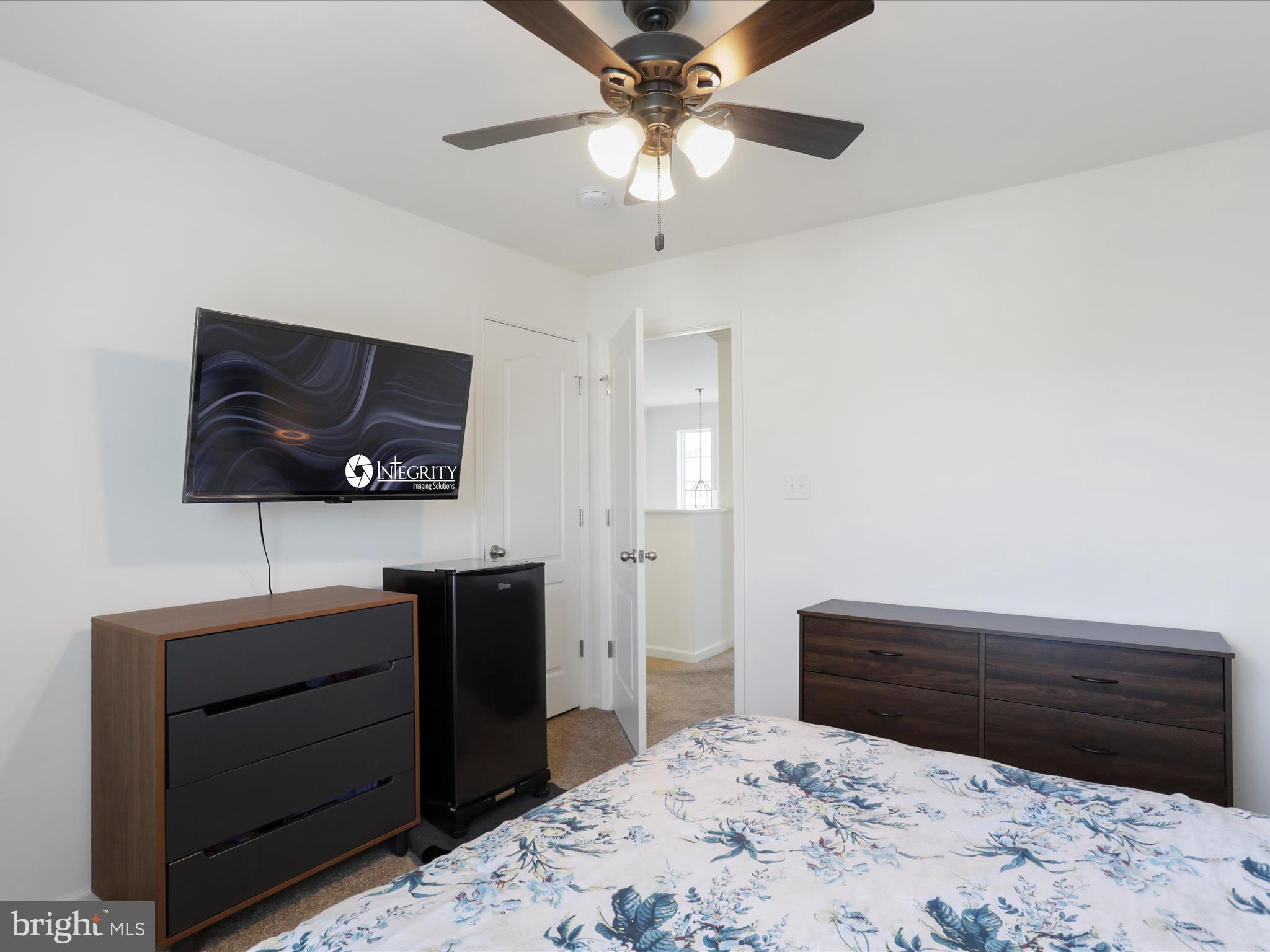 WASHINGTON TRAIL - Residential Lease