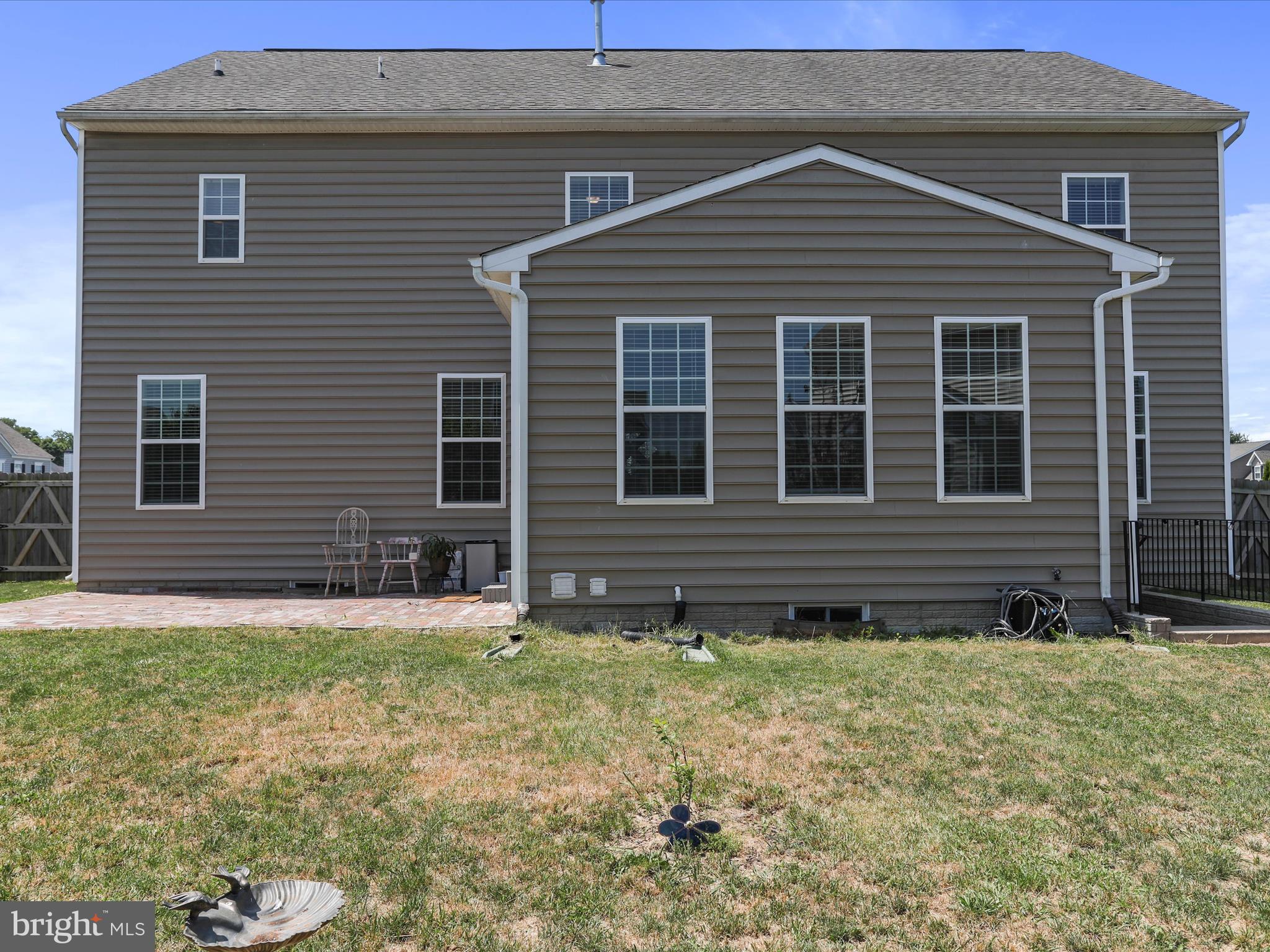 WASHINGTON TRAIL - Residential Lease