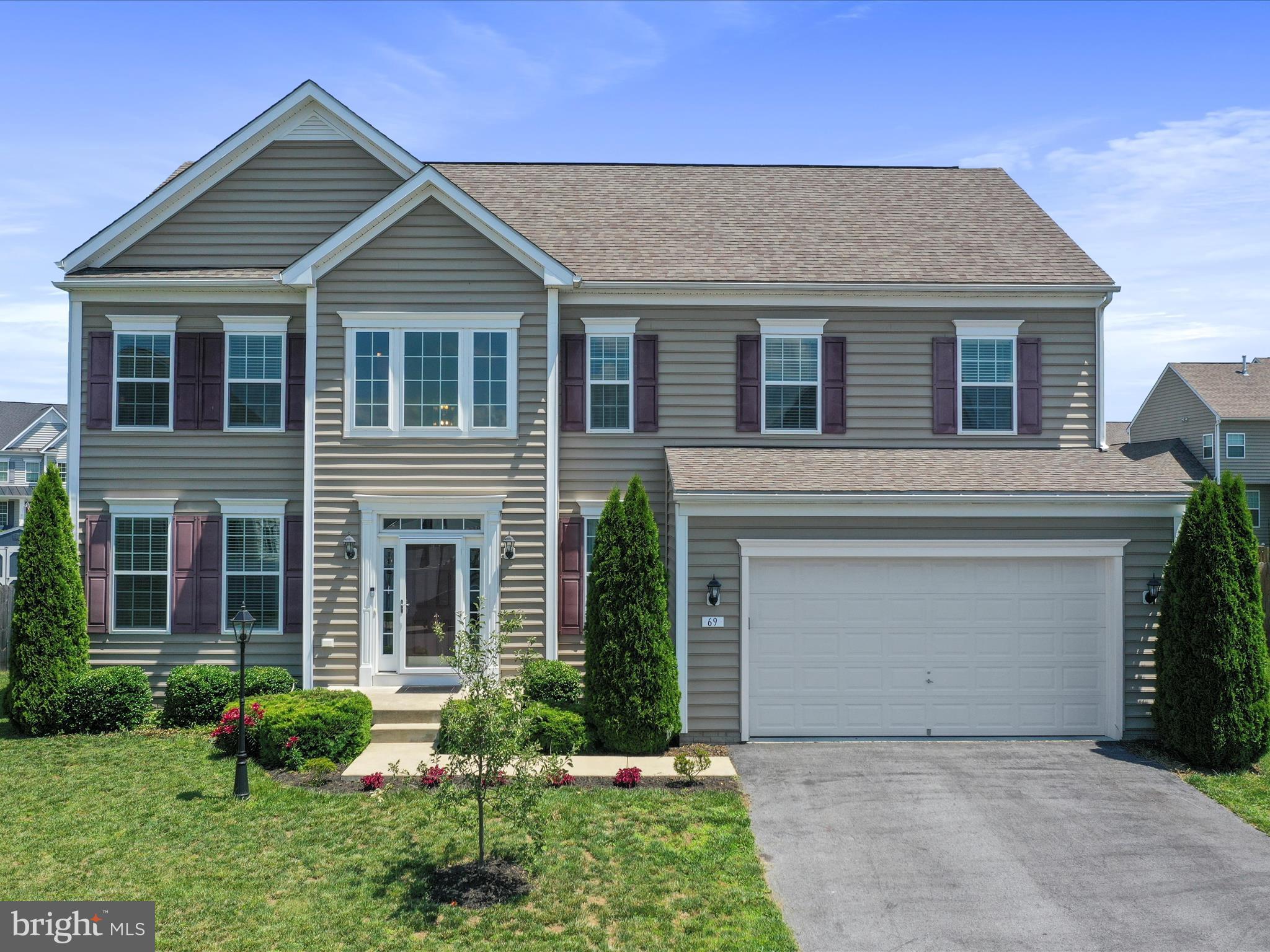 WASHINGTON TRAIL - Residential Lease