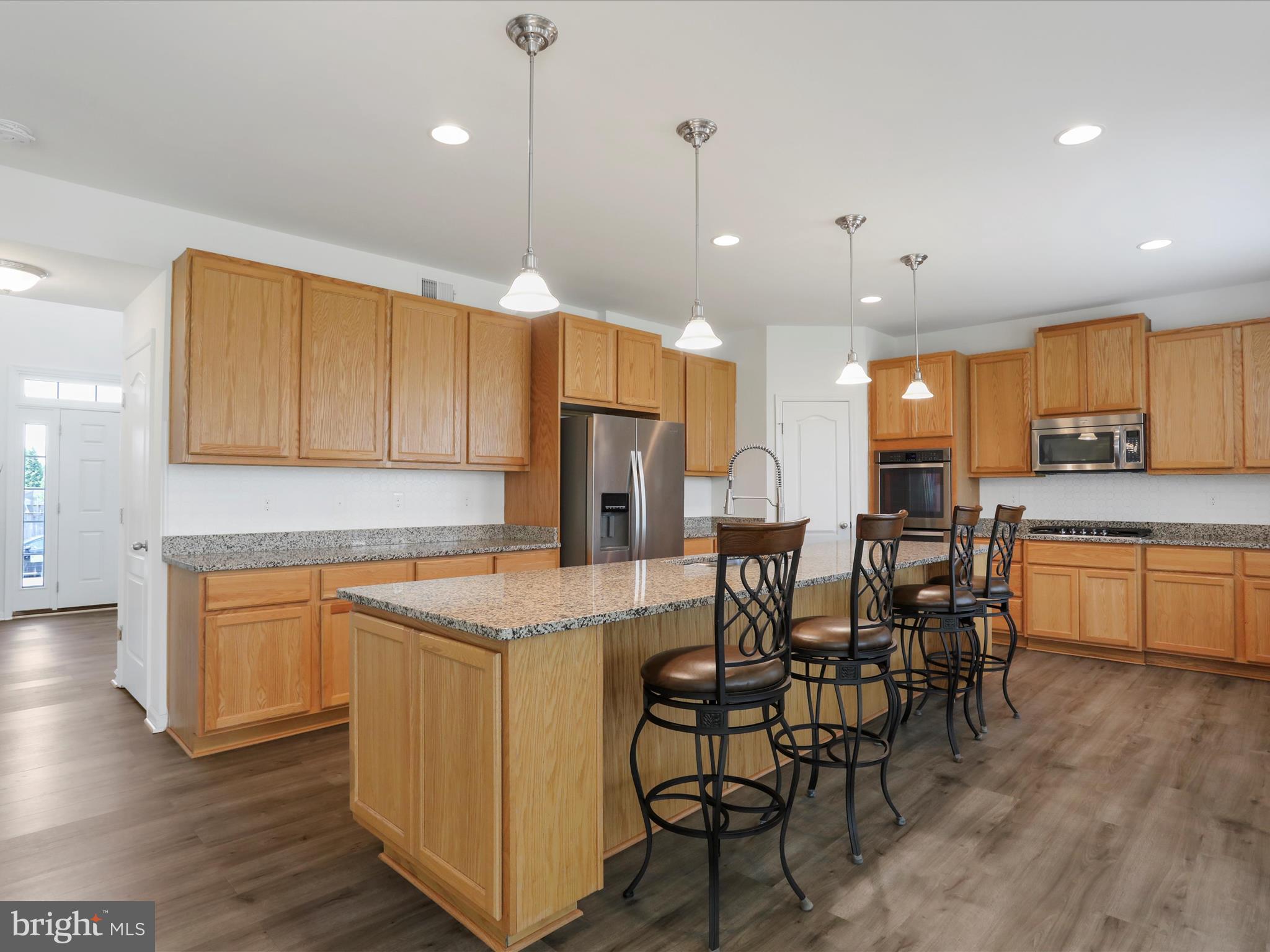 WASHINGTON TRAIL - Residential Lease