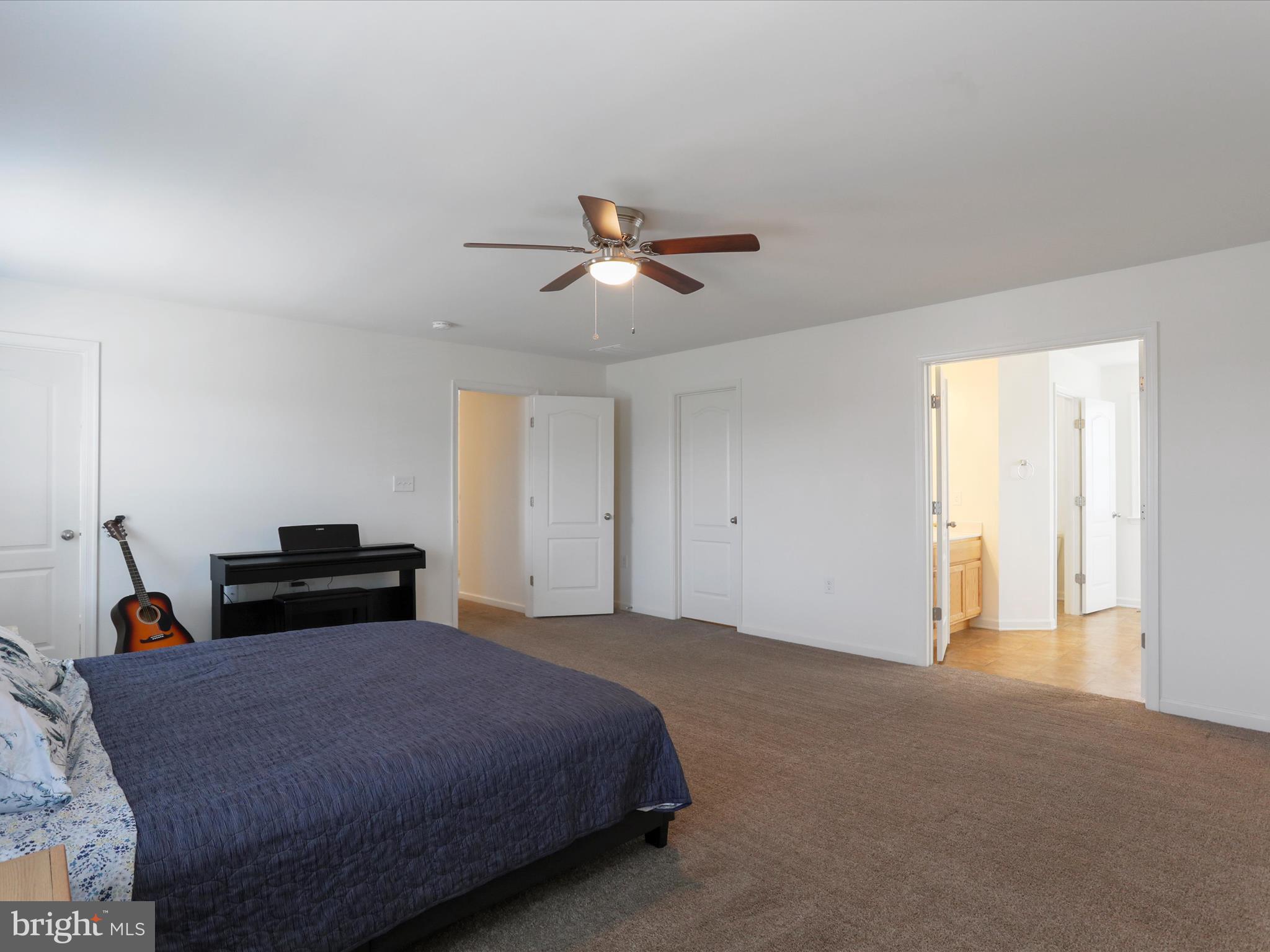 WASHINGTON TRAIL - Residential Lease