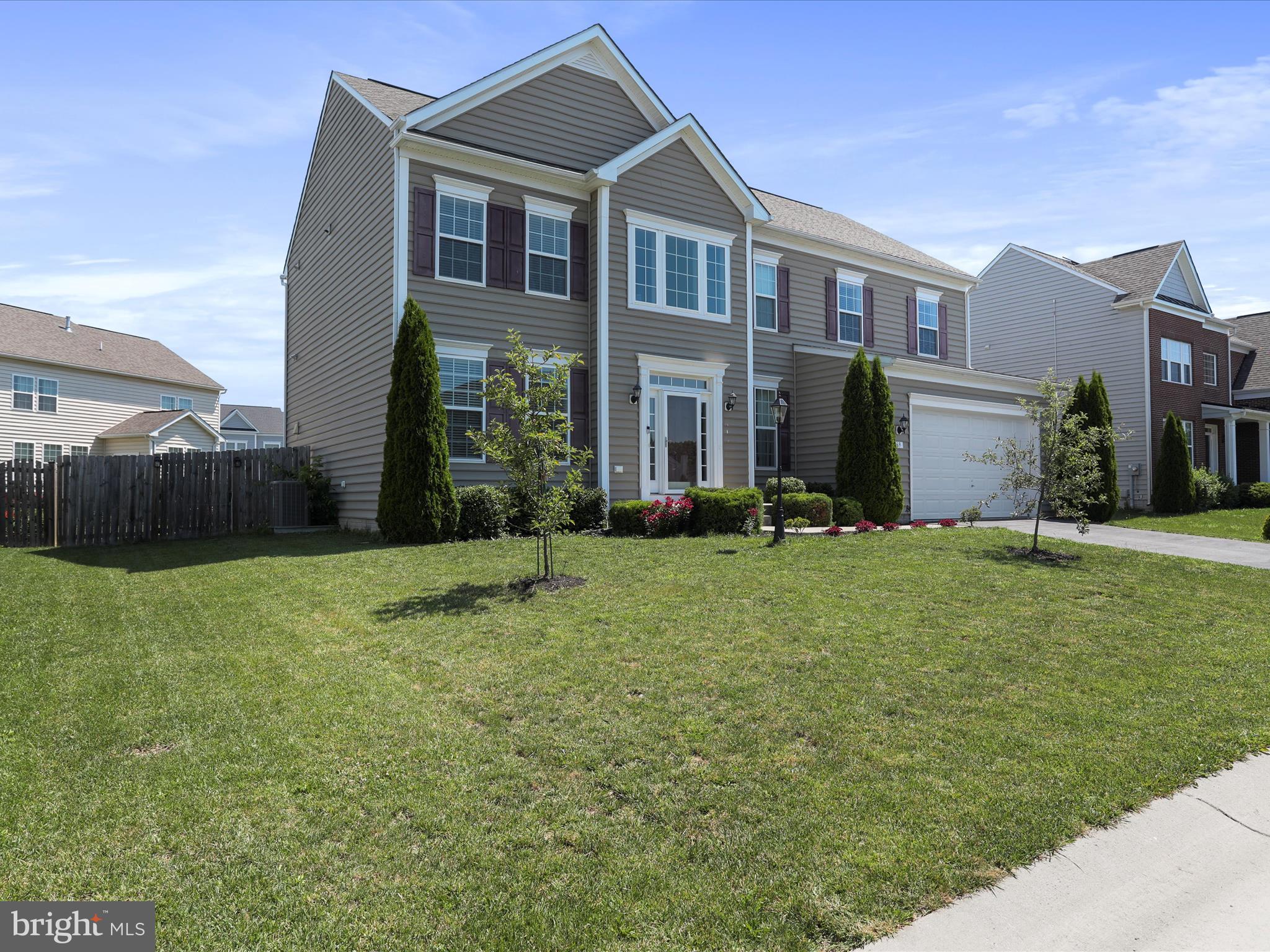 WASHINGTON TRAIL - Residential Lease