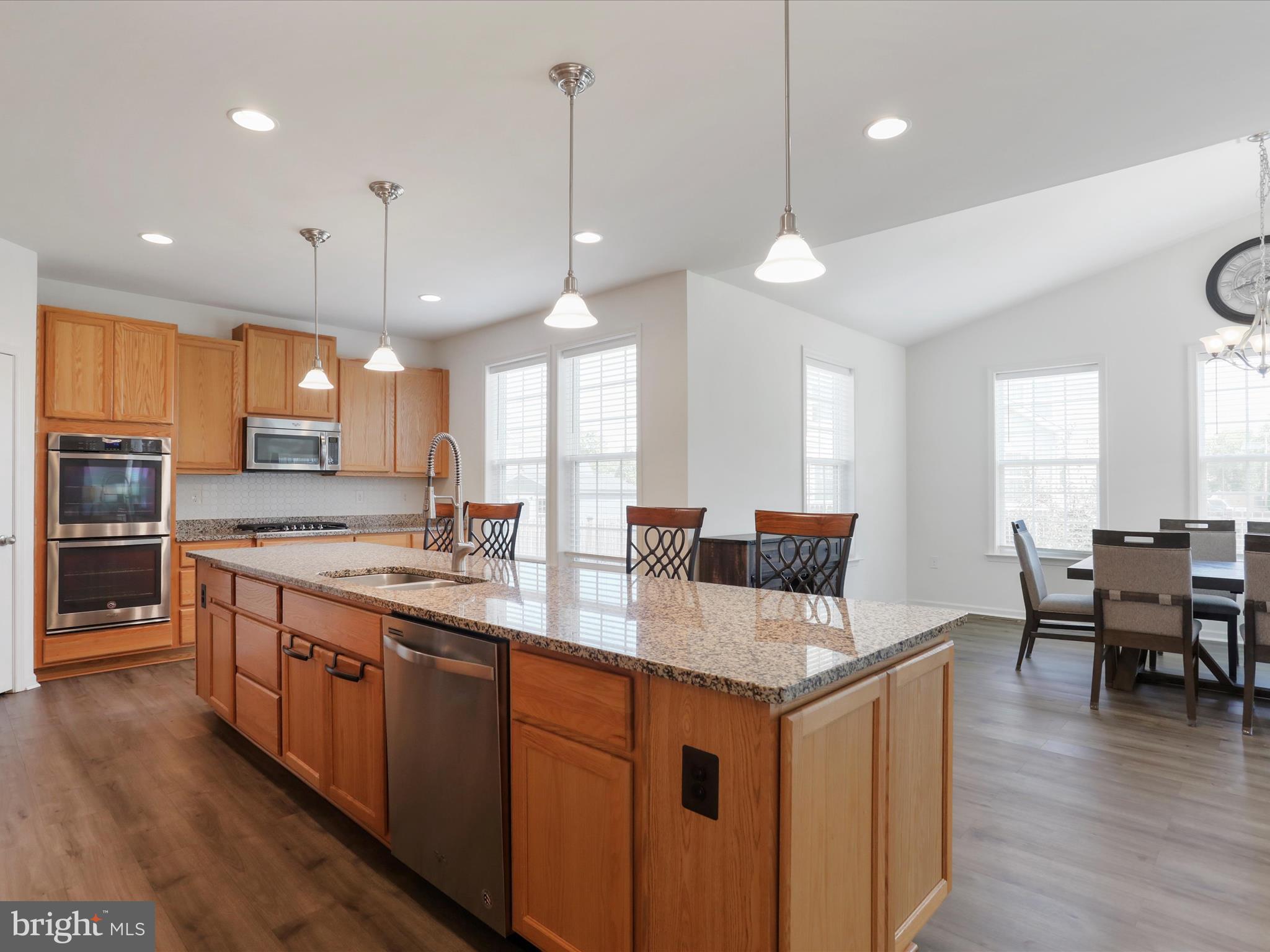 WASHINGTON TRAIL - Residential Lease