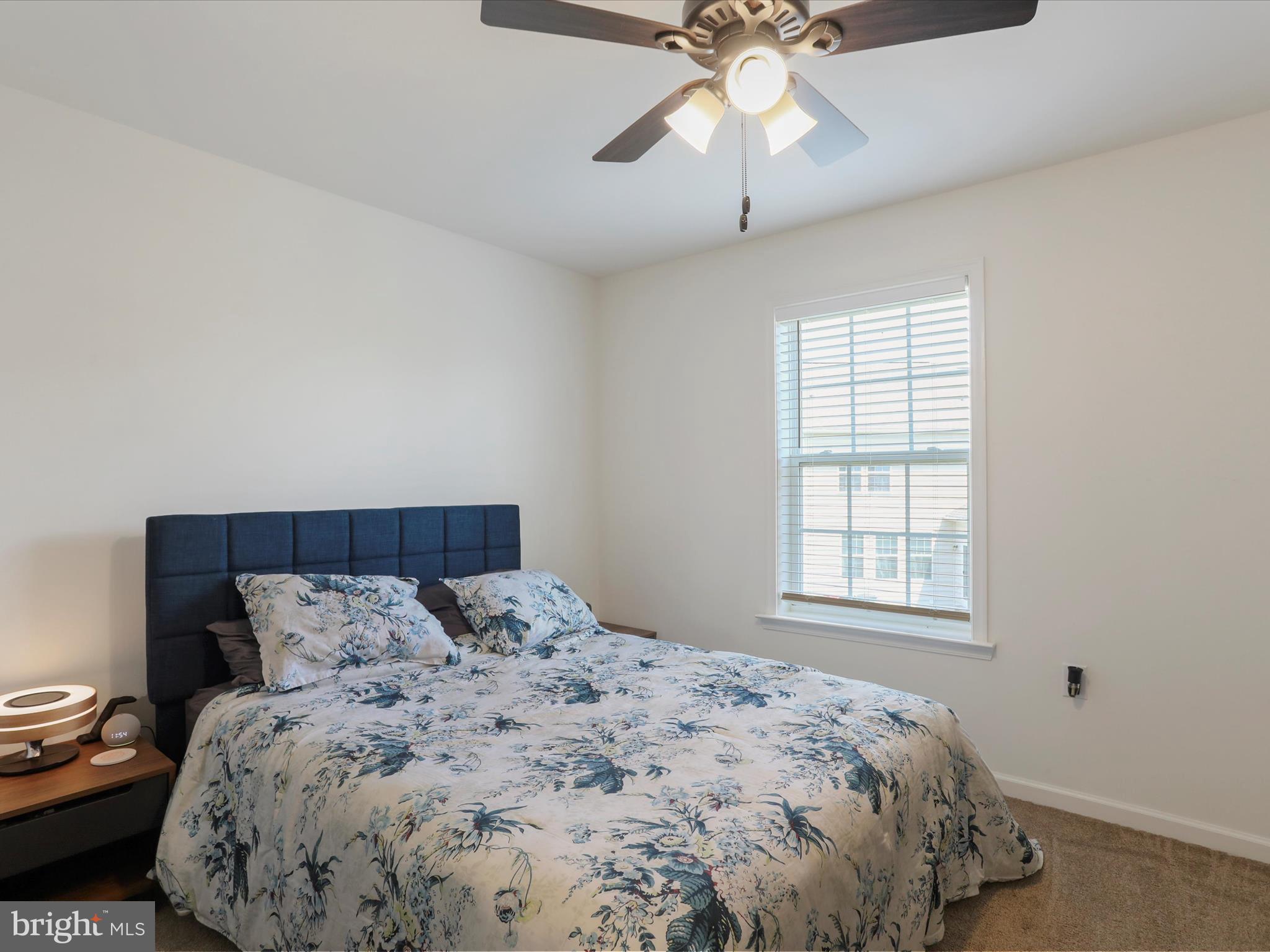 WASHINGTON TRAIL - Residential Lease