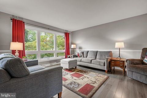 Photo of 438 BISCAYNE RD, LANCASTER, PA 17601 (MLS # PALA2039022)