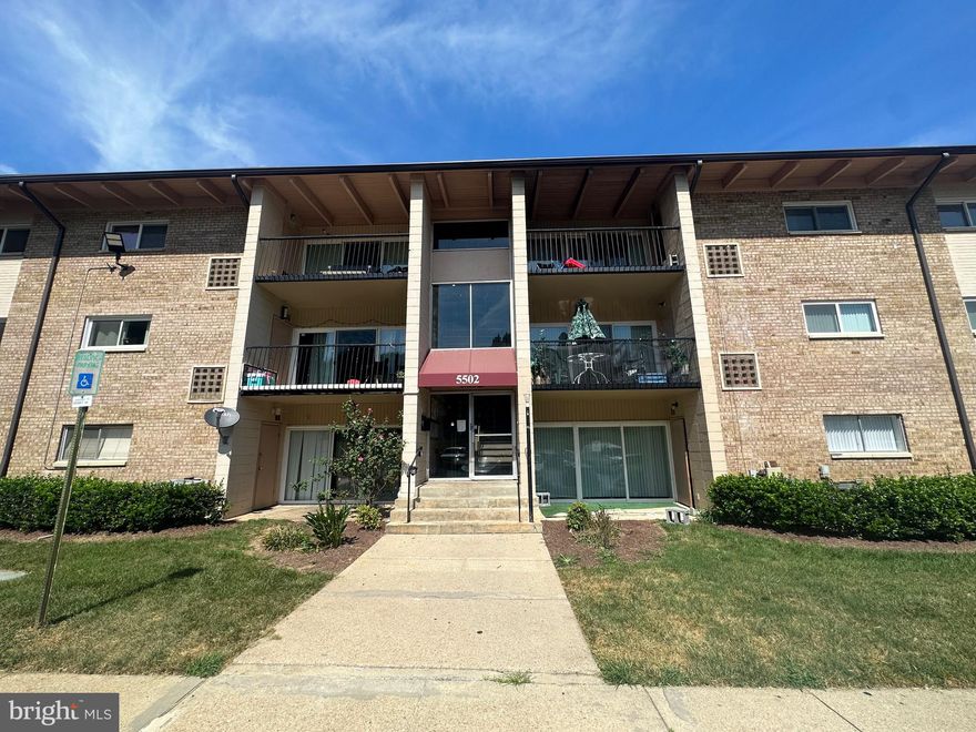 Spacious first floor 2 bedroom 1 bath apartment. gas appliances, modern kitchen. Hardwood in main living area, tile in kitchen and bath. Tenant pays all utilities except water. Off street parking available. Must make 3x the monthly rent amount and as a condition of the lease, sign up for NPS rent payroll deduction. All credit types considered! Housing Choice Vouchers are accepted!