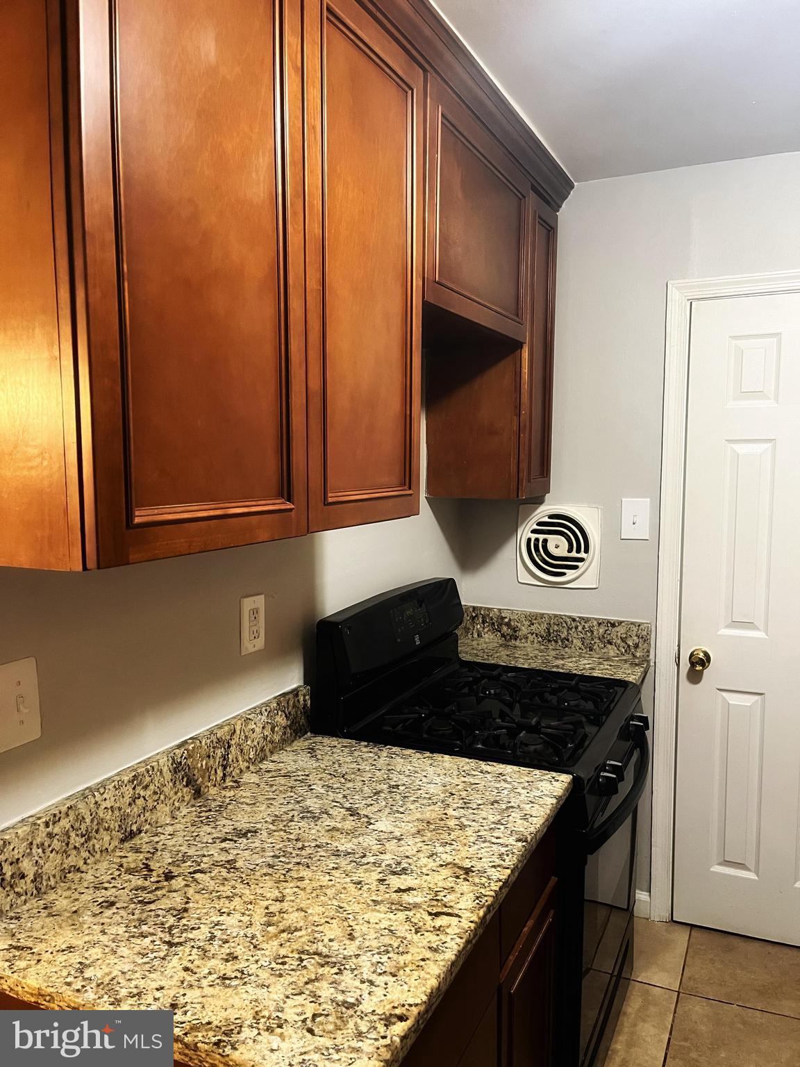 FRENCHMANS CREEK - Residential Lease