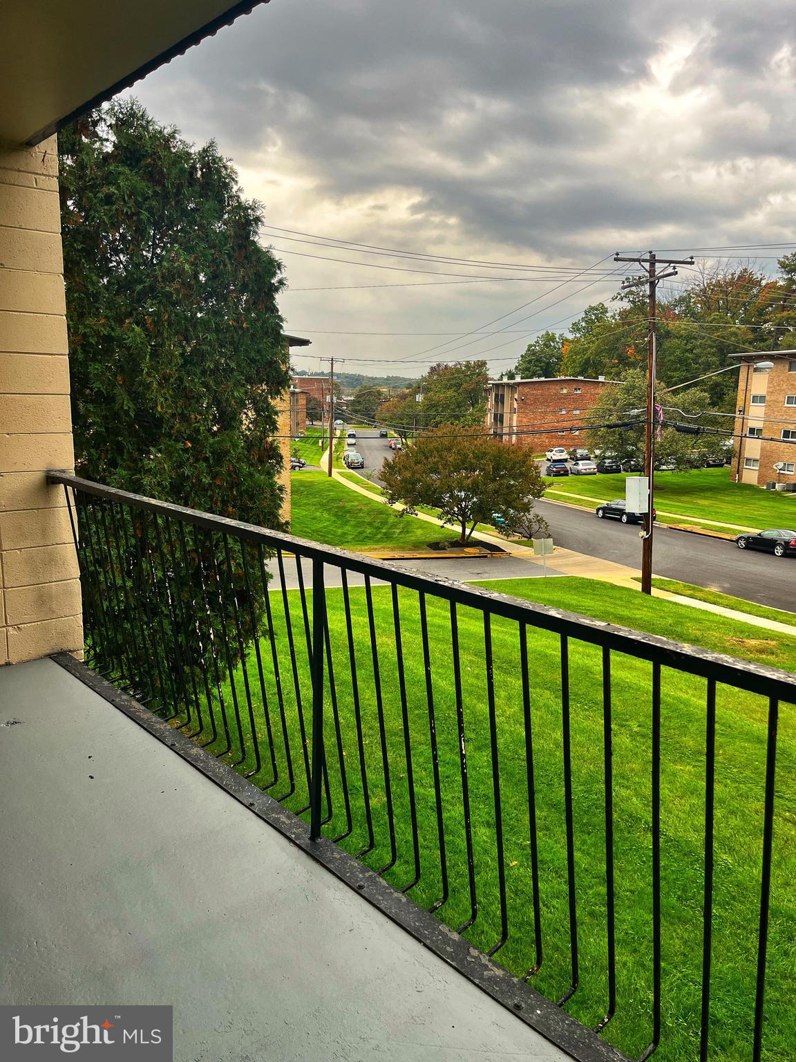 FRENCHMANS CREEK - Residential Lease