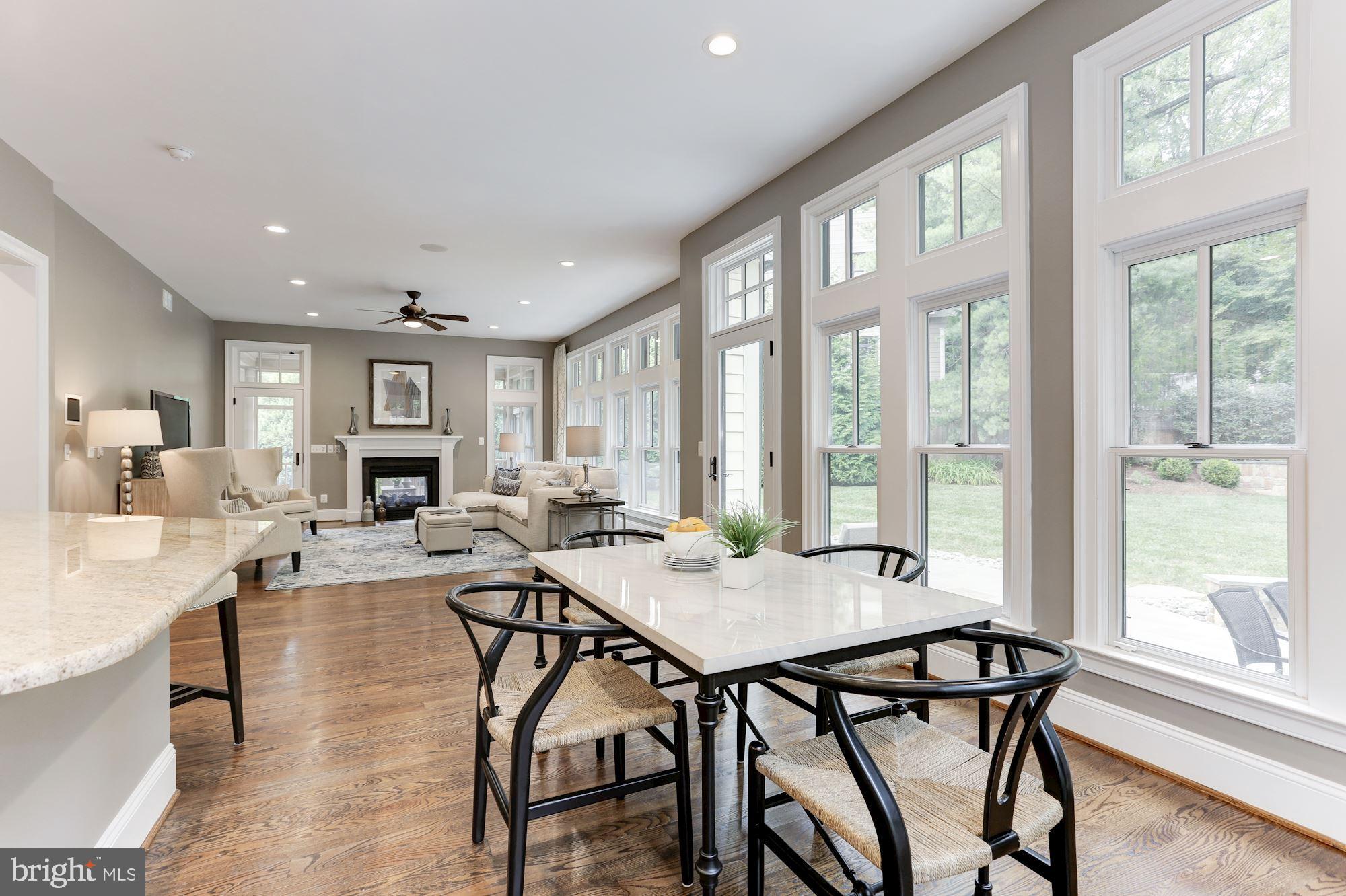 SALONA VILLAGE - Residential