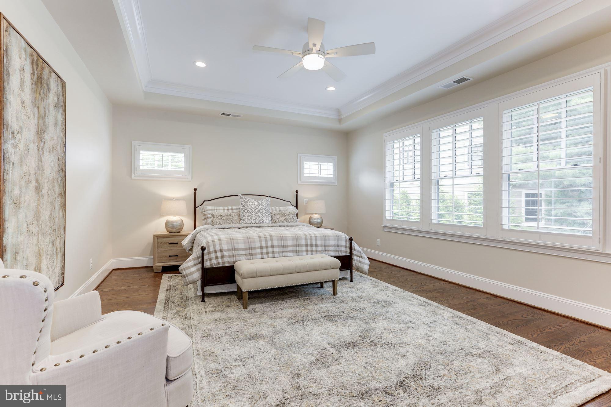 SALONA VILLAGE - Residential