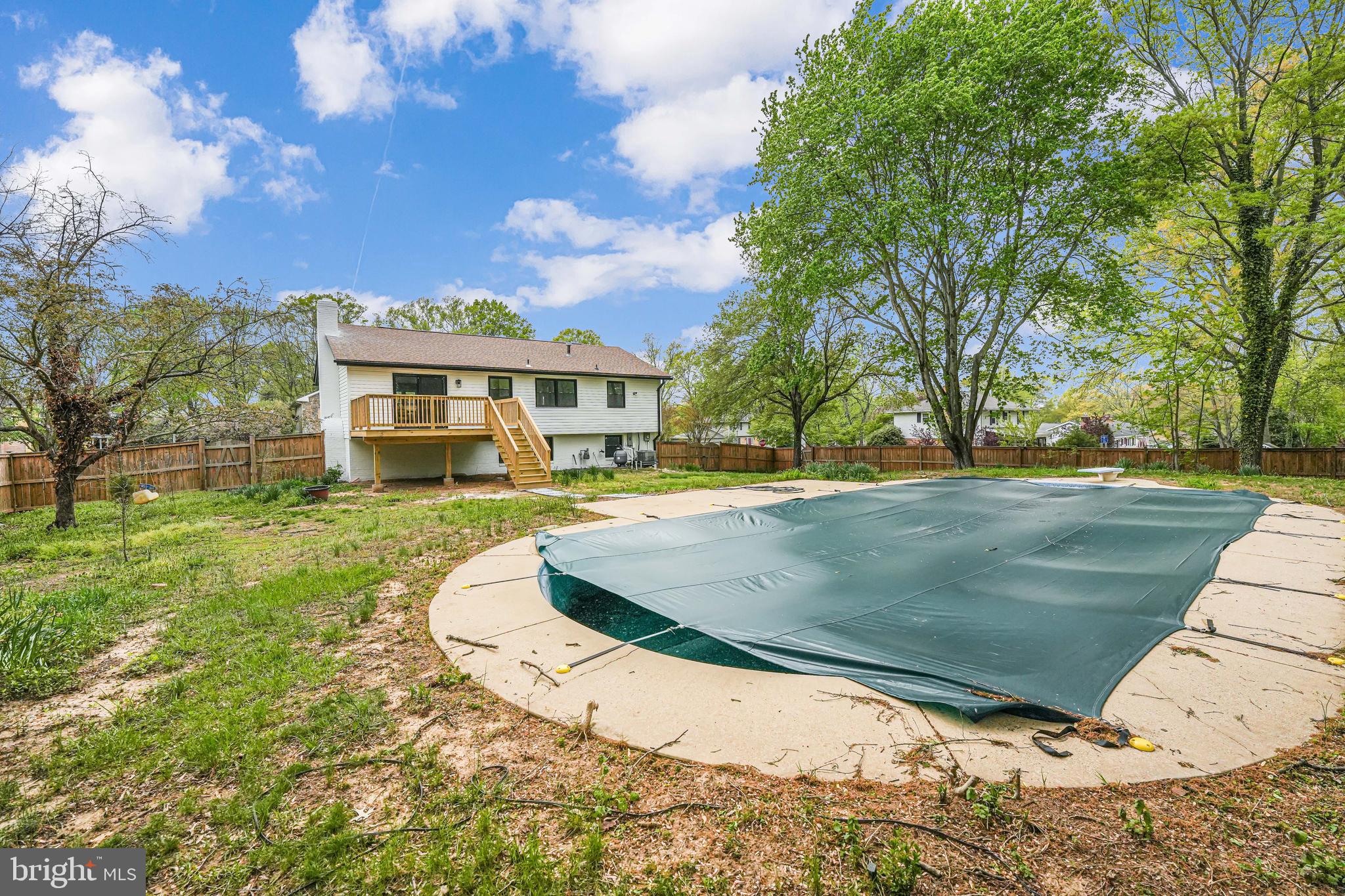 MOUNT VERNON MANOR - Residential