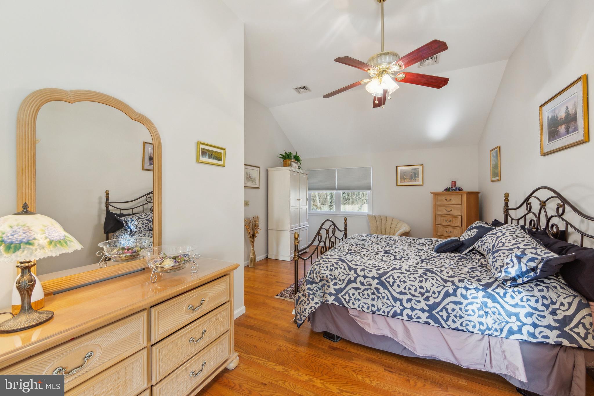 KIRKLAND MANOR - Residential