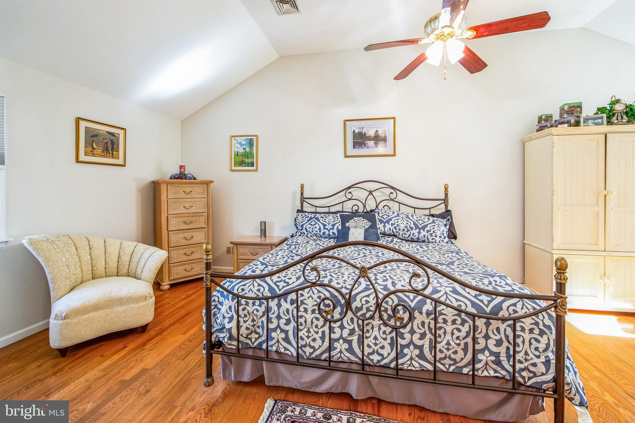 KIRKLAND MANOR - Residential