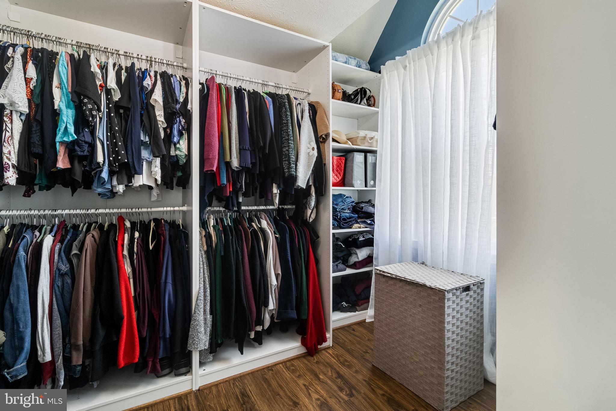 ASHFORD - Residential