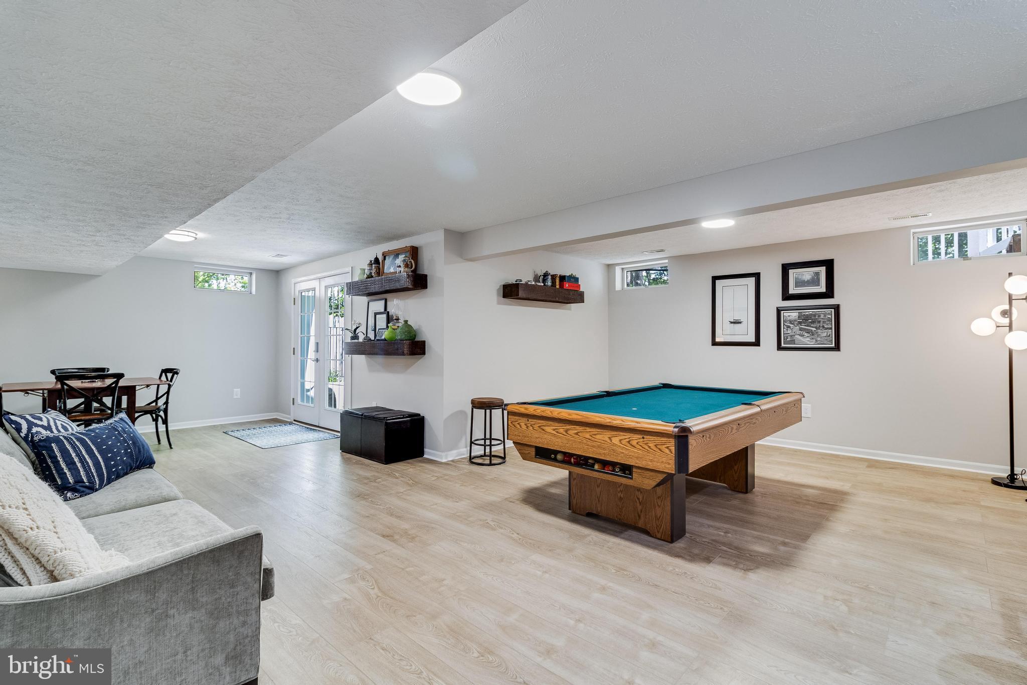 ASHFORD - Residential