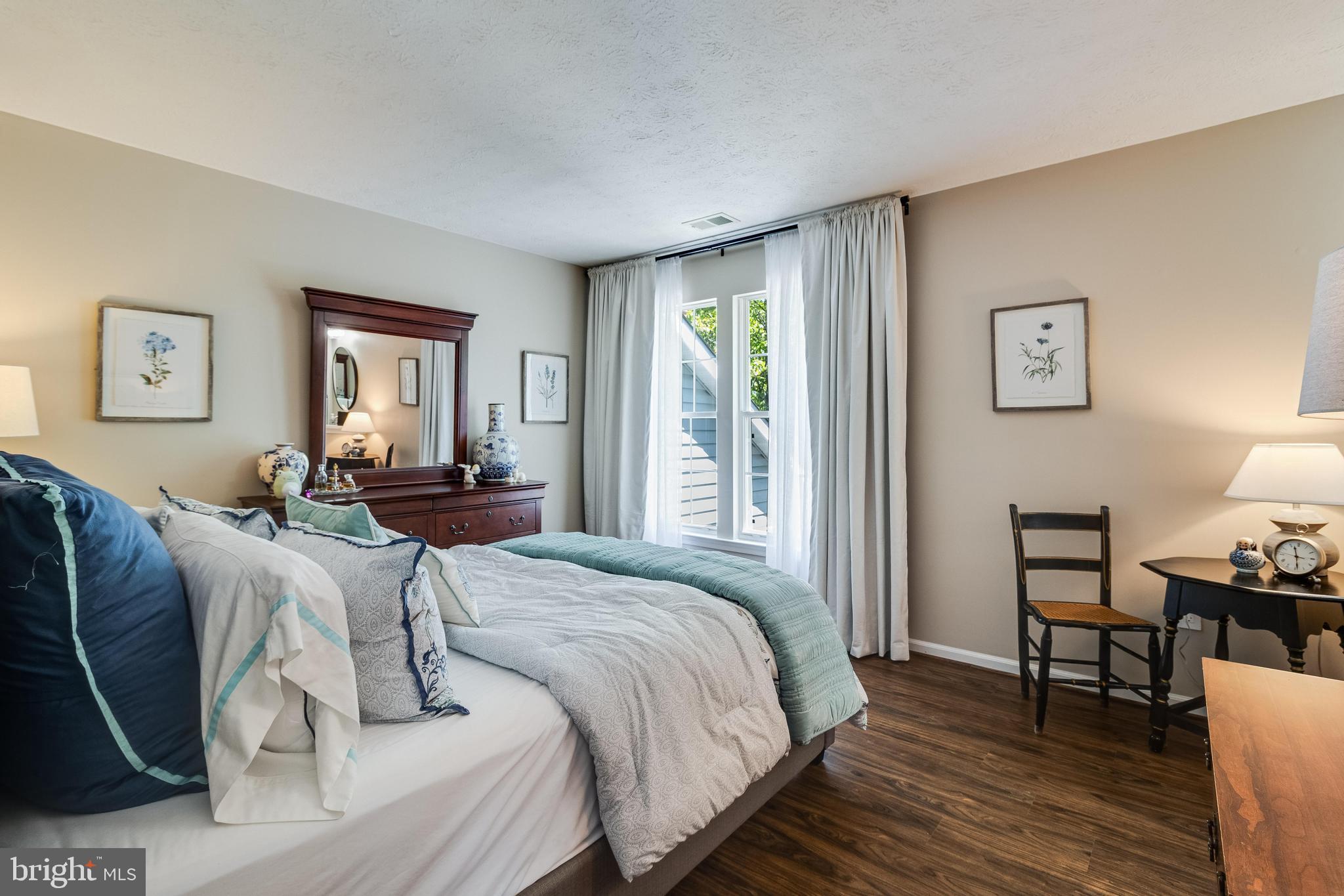 ASHFORD - Residential