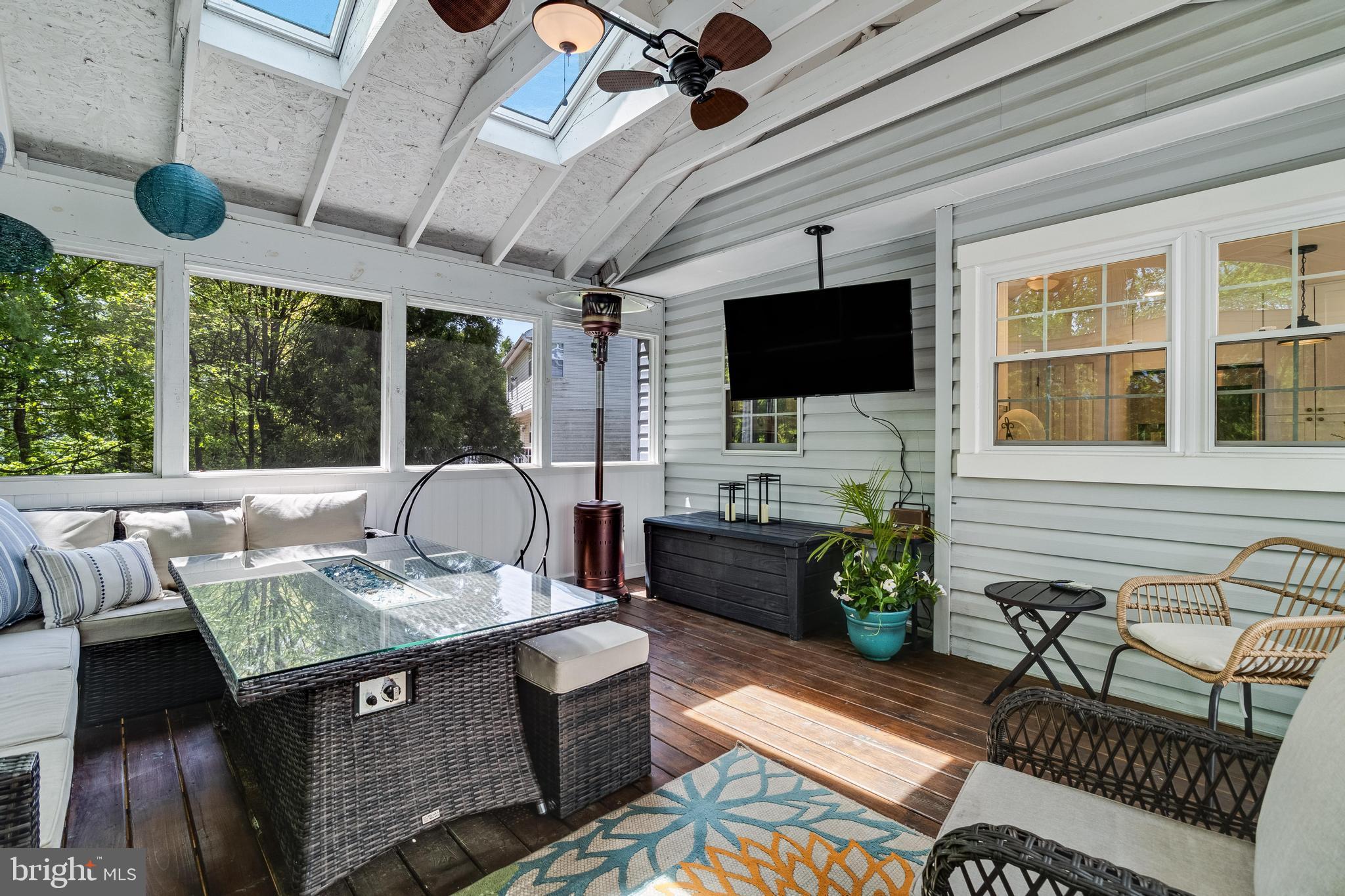 ASHFORD - Residential