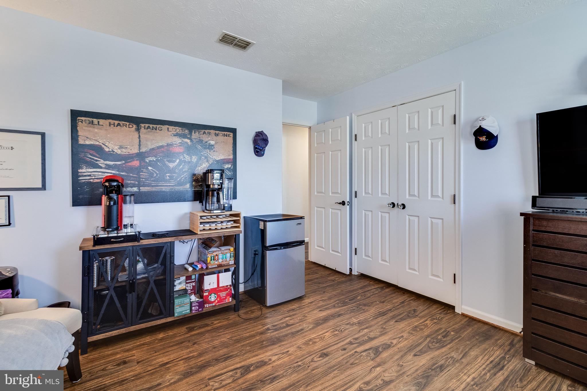 ASHFORD - Residential