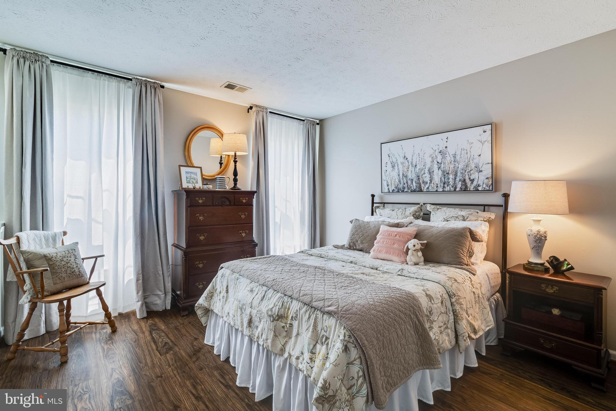 ASHFORD - Residential