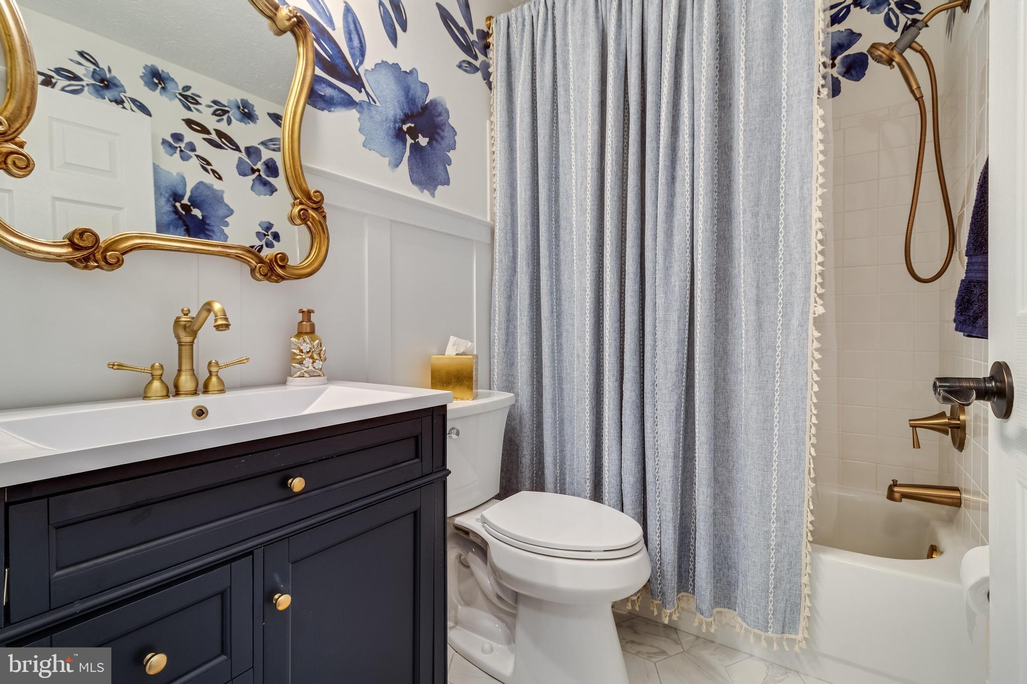 ASHFORD - Residential