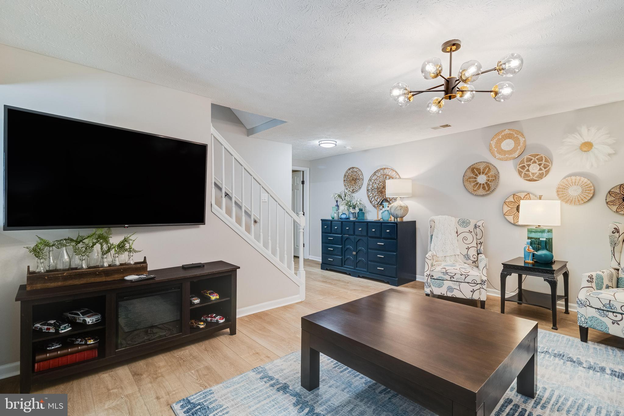 ASHFORD - Residential