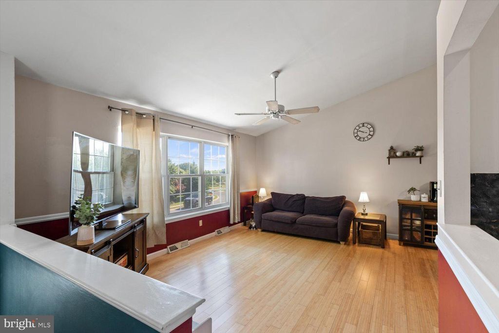 Photo of 139 Norlawn Circle, Lancaster, PA 17601 (MLS # PALA2051094)