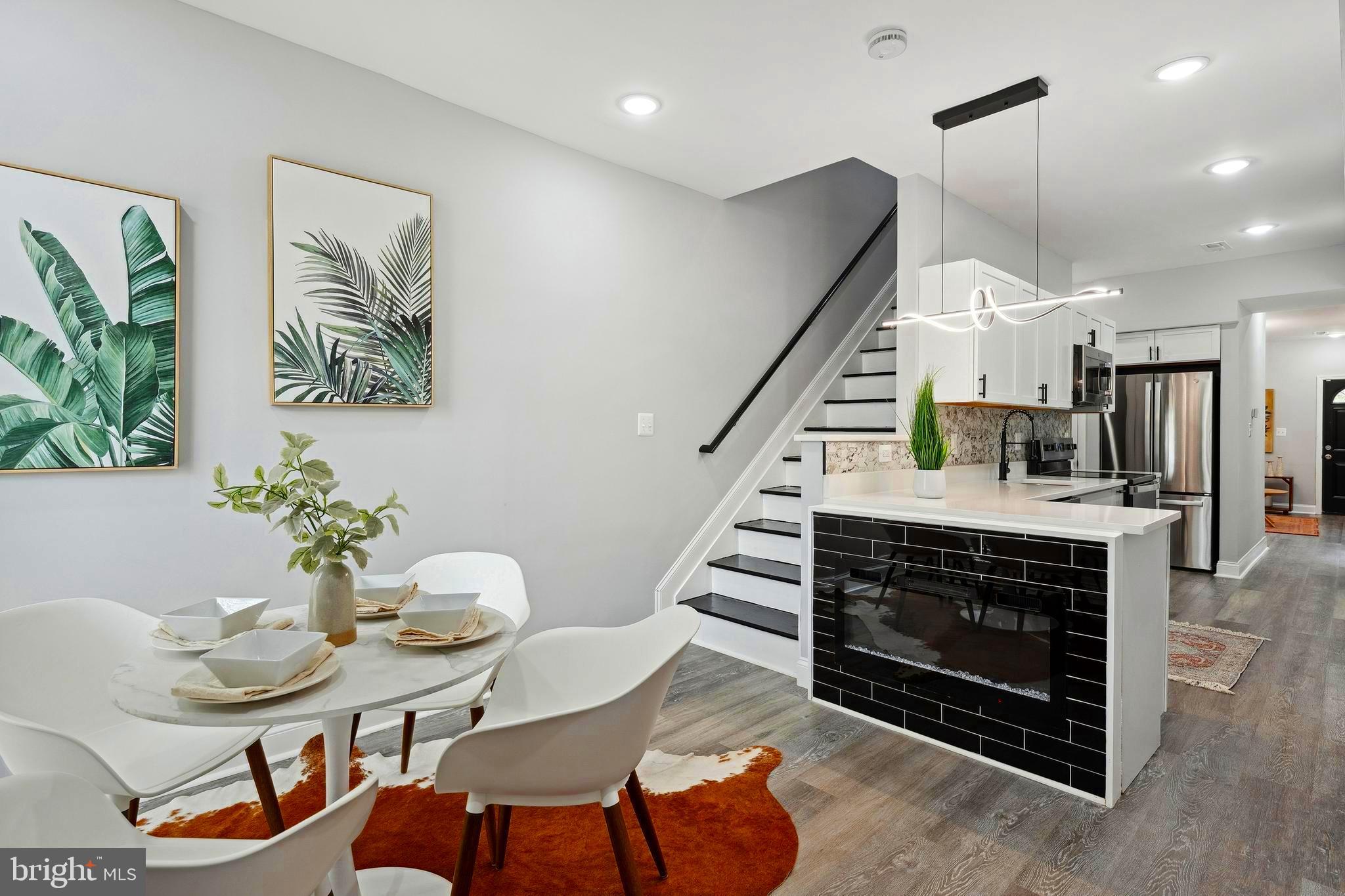 BIDDLE STREET - Residential