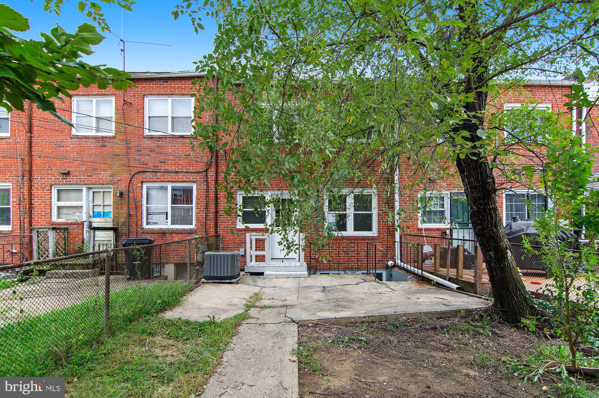 ASHLAR HILL - Residential