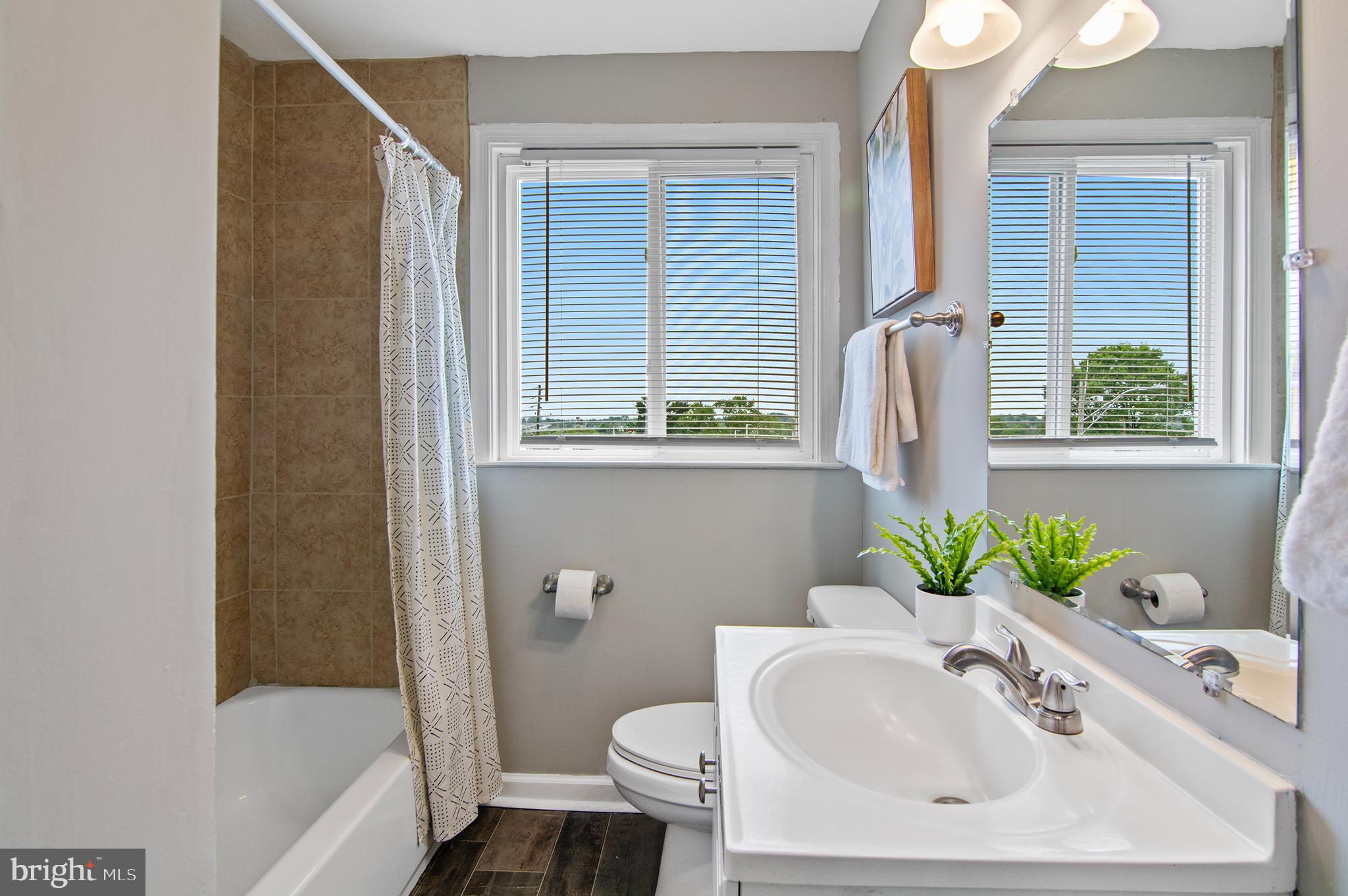 ASHLAR HILL - Residential