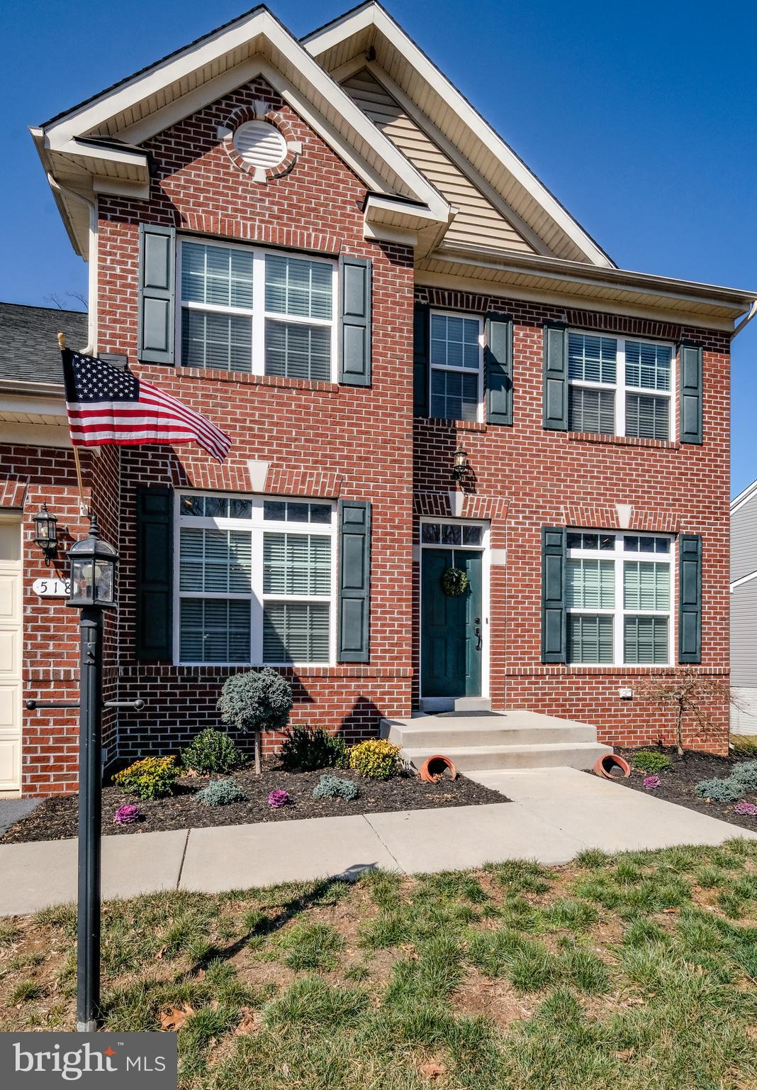 ARCHERS ROCK - Residential