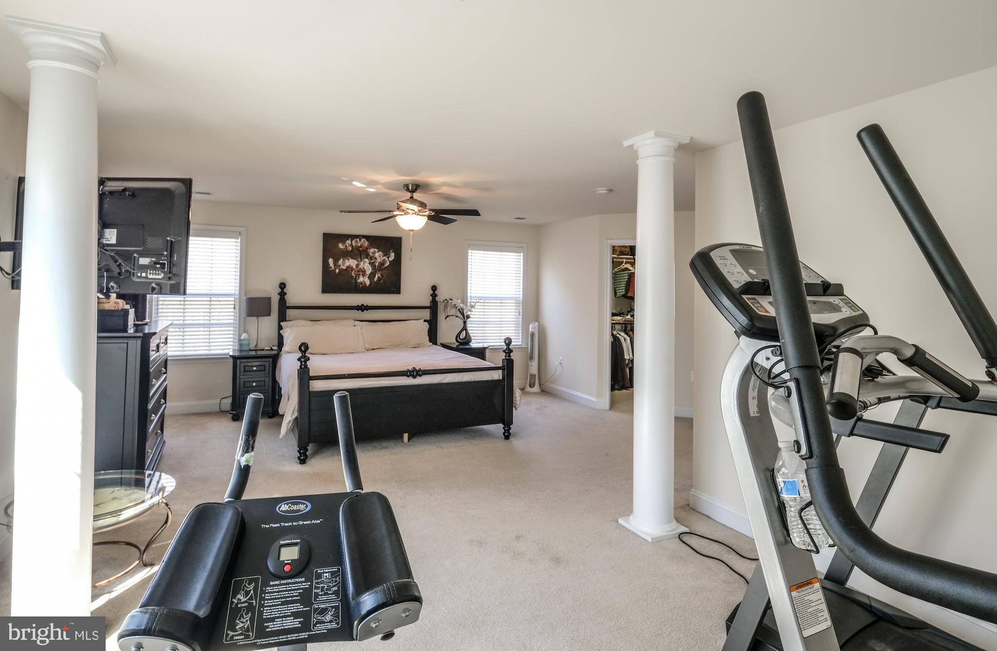 ARCHERS ROCK - Residential