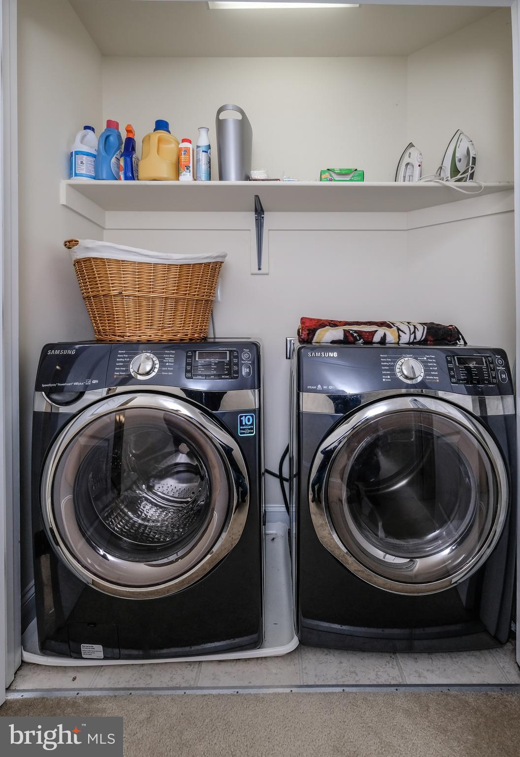 ARCHERS ROCK - Residential