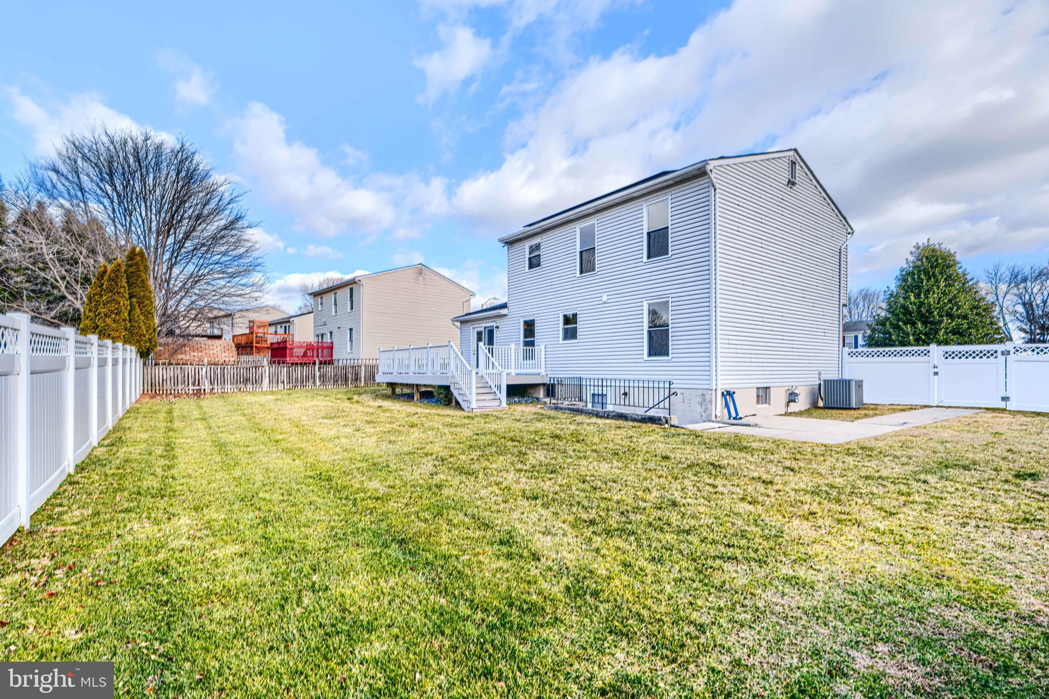 OAKHURST - Residential