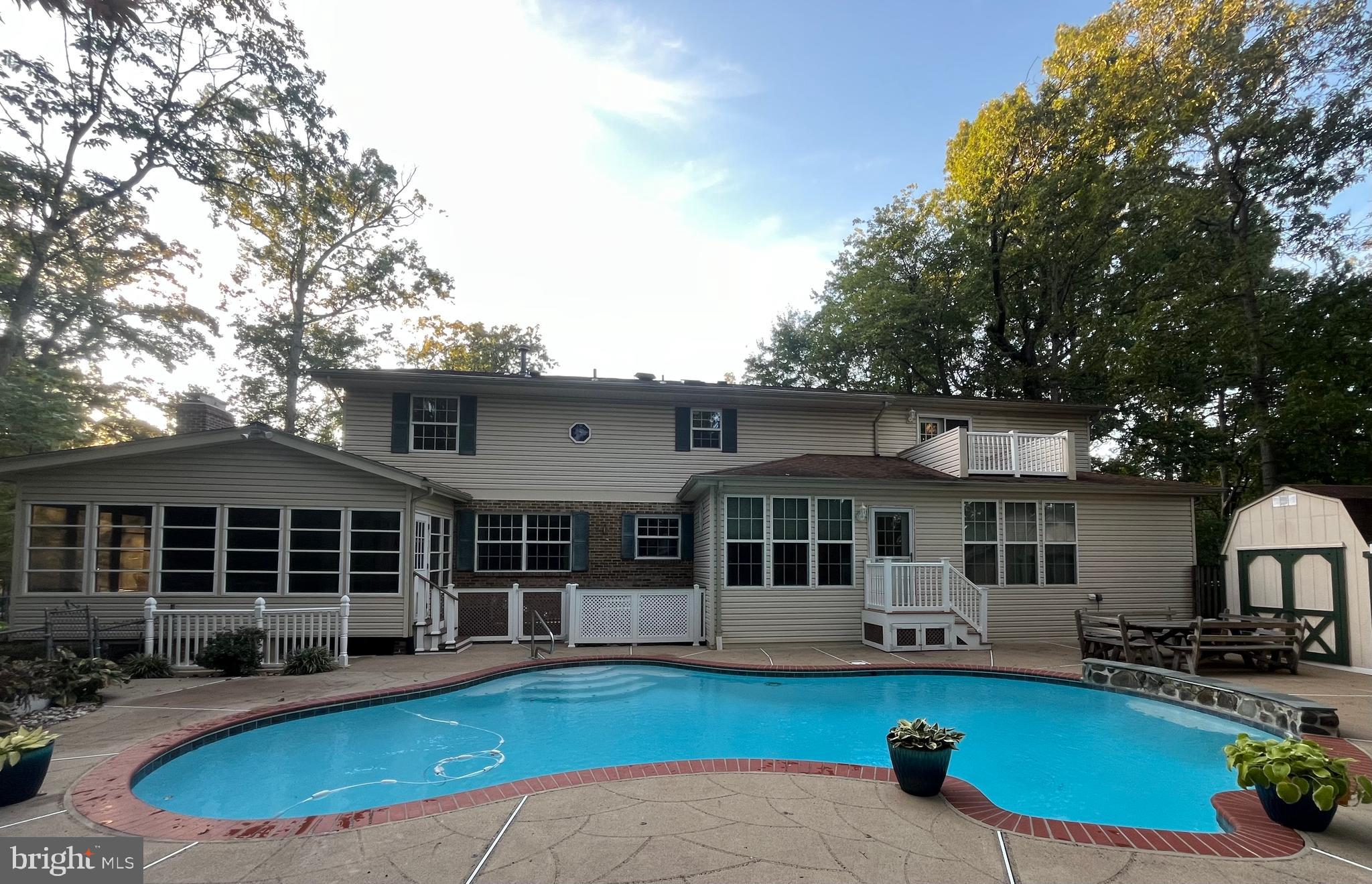 GRAHAM PARK SHORES - Residential