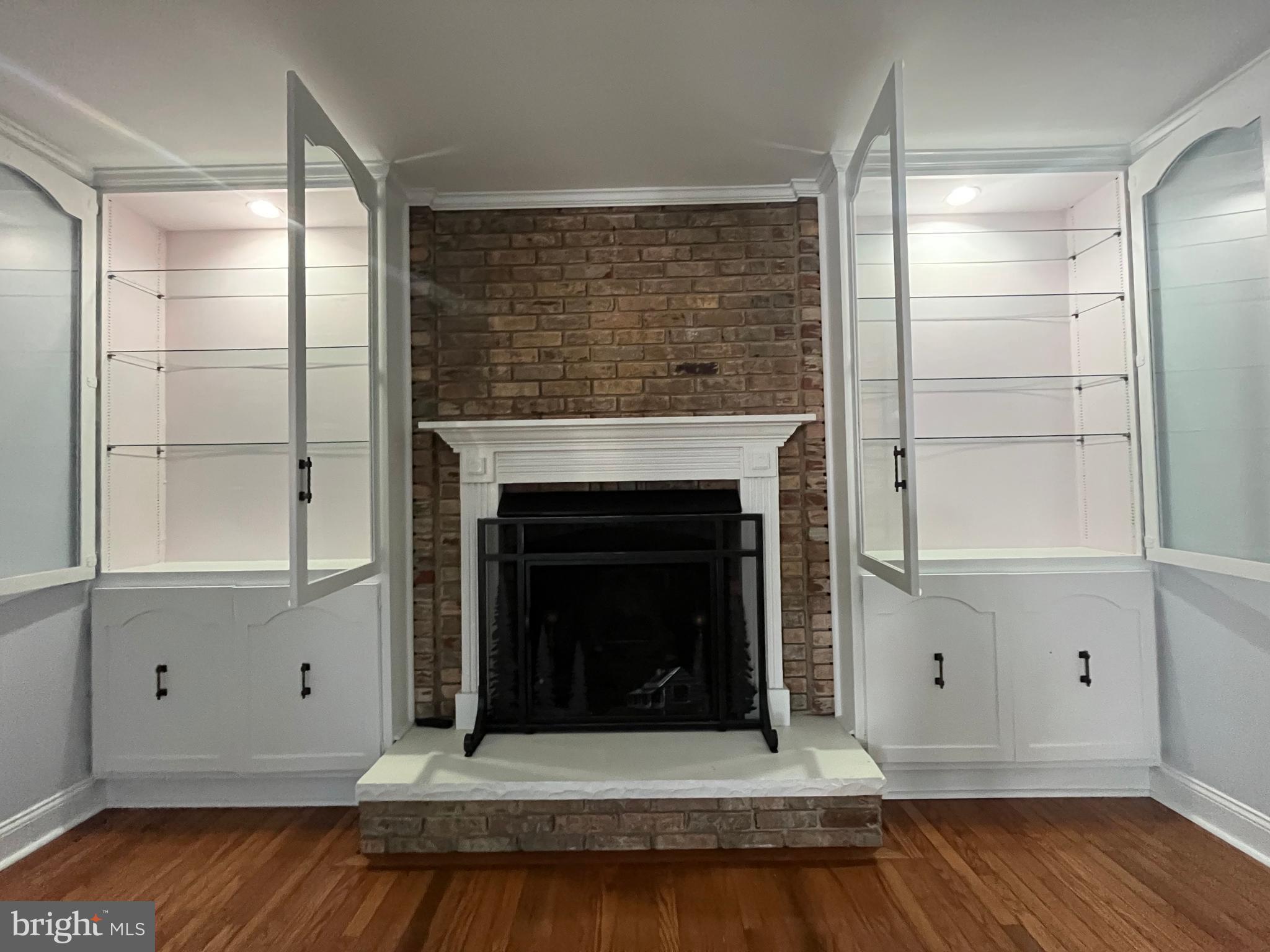 GRAHAM PARK SHORES - Residential