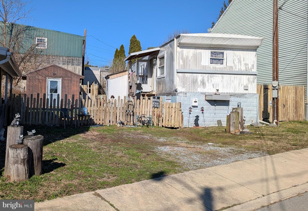 Photo of 541 - 543-545 Concord Lane, COLUMBIA, PA 17512 (MLS # PALA2084306)