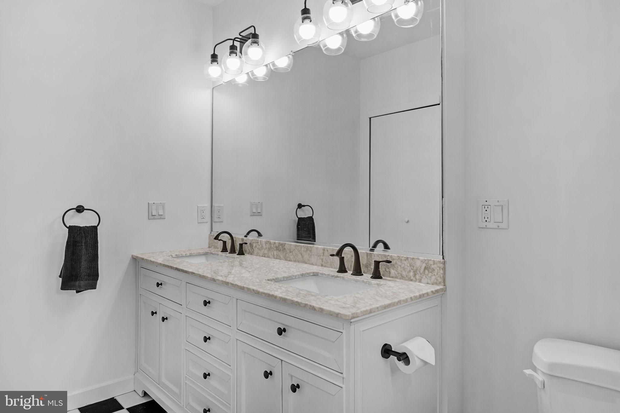 ART MUSEUM AREA - Residential