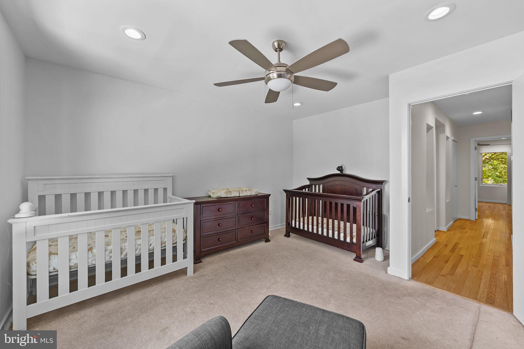 ART MUSEUM AREA - Residential