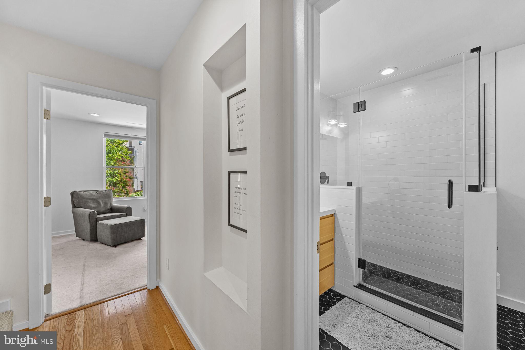 ART MUSEUM AREA - Residential