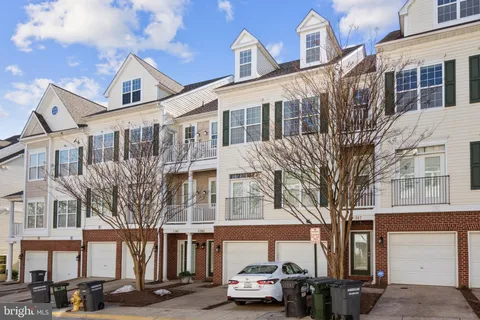 13945 Hollow Wind Way Unit 201, Woodbridge, VA 22191 - MLS#: VAPW2086858