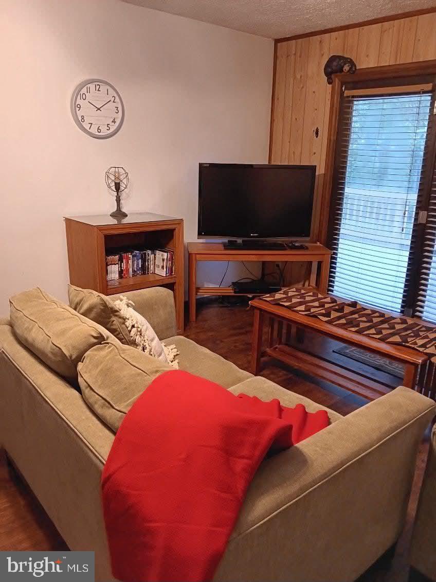 FALCONWOOD - Residential