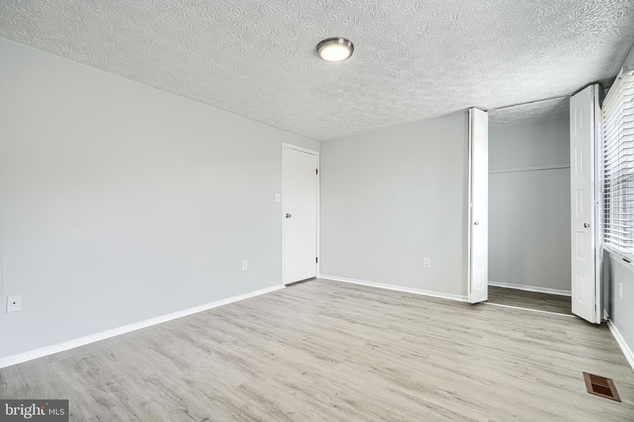 MOUNT WINANS - Residential Lease