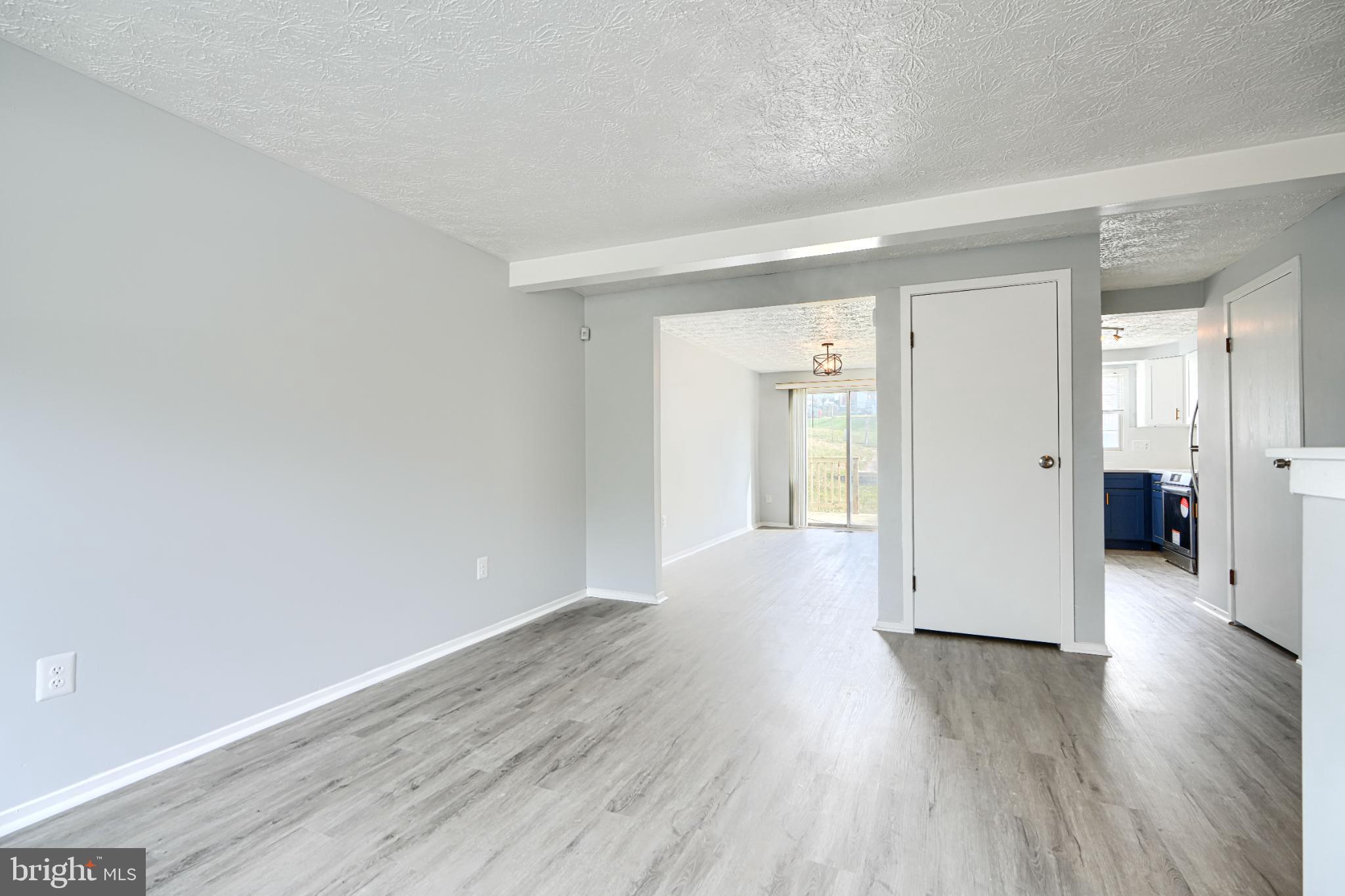 MOUNT WINANS - Residential Lease