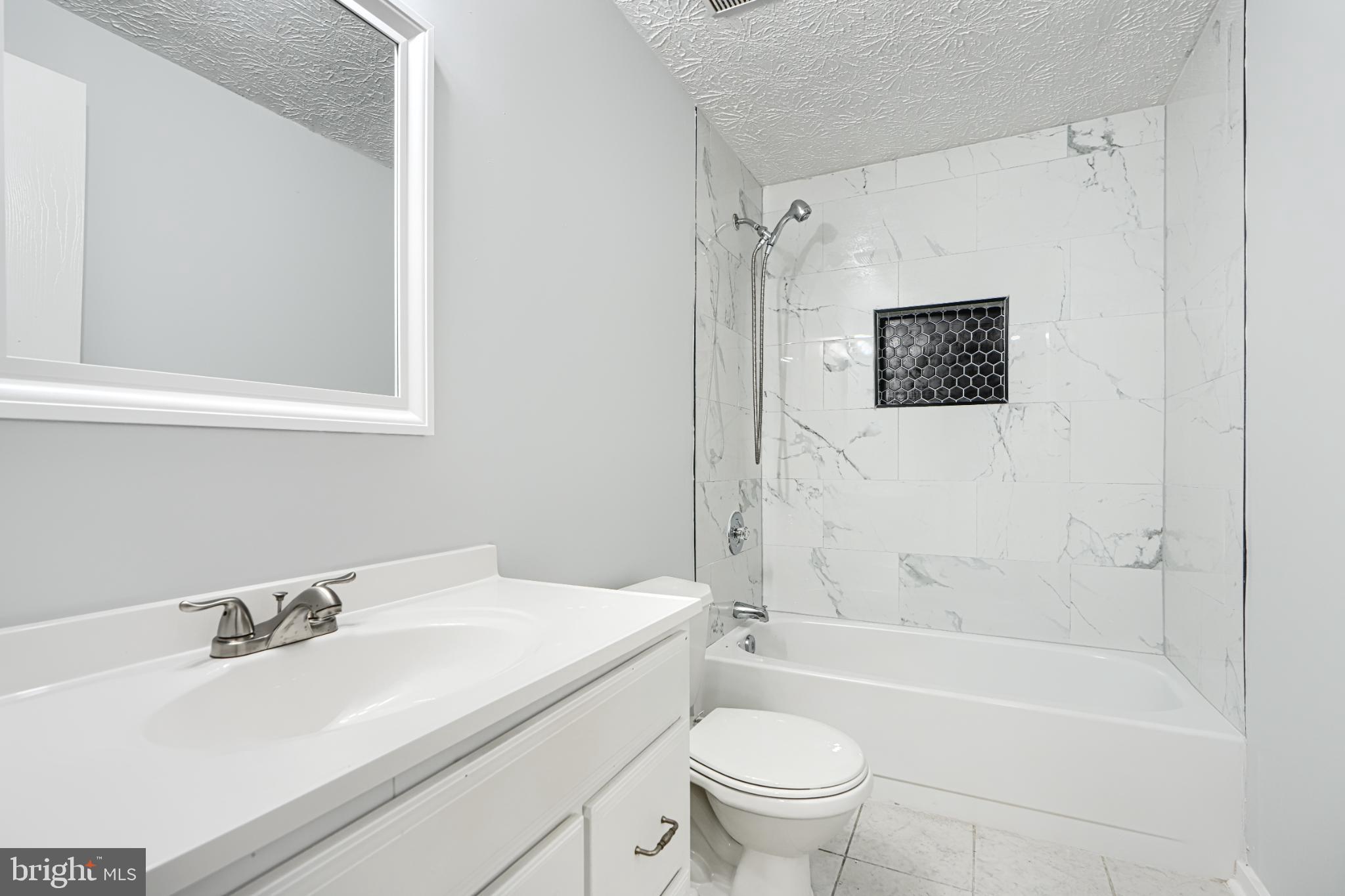 MOUNT WINANS - Residential Lease